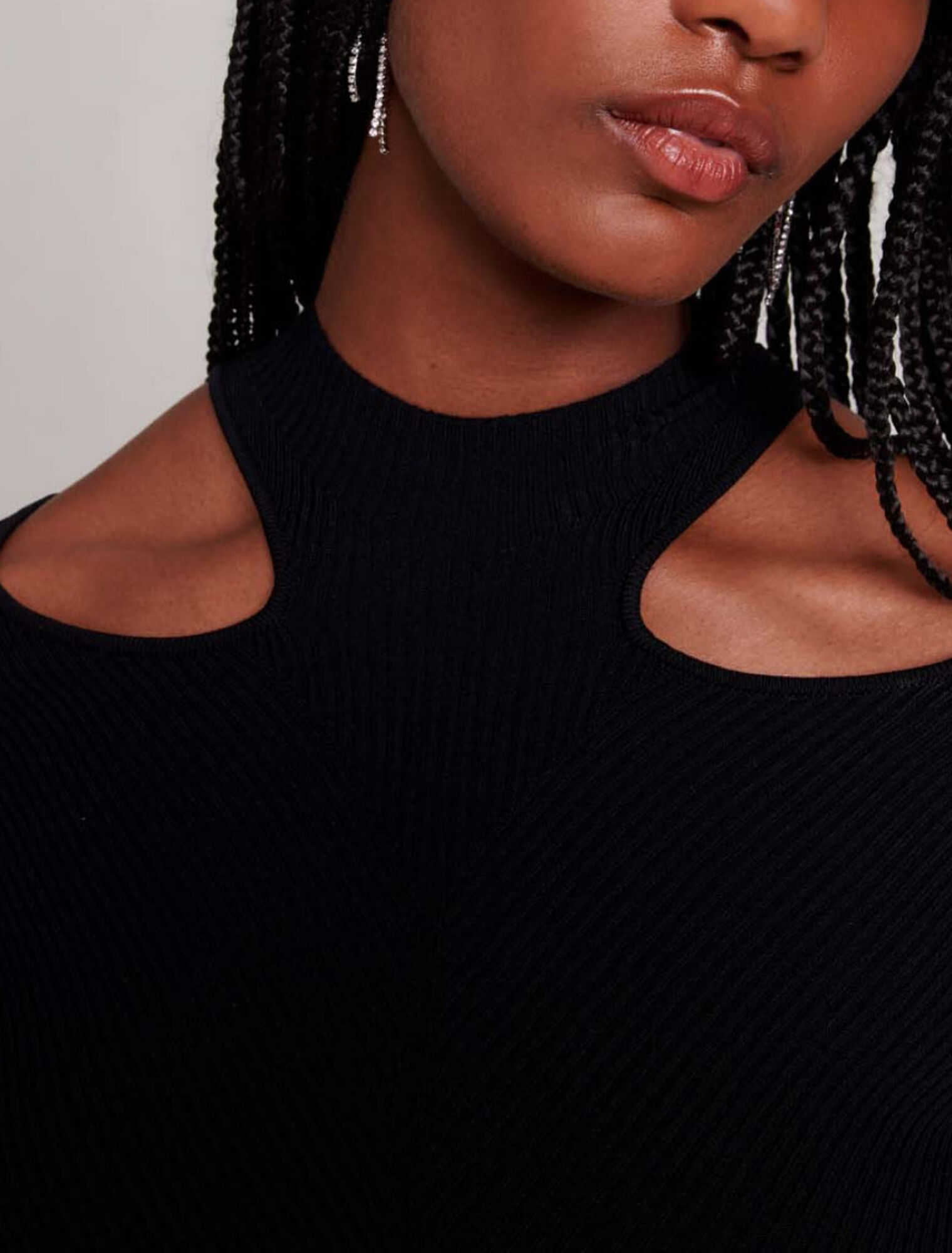 Robe courte ajourée