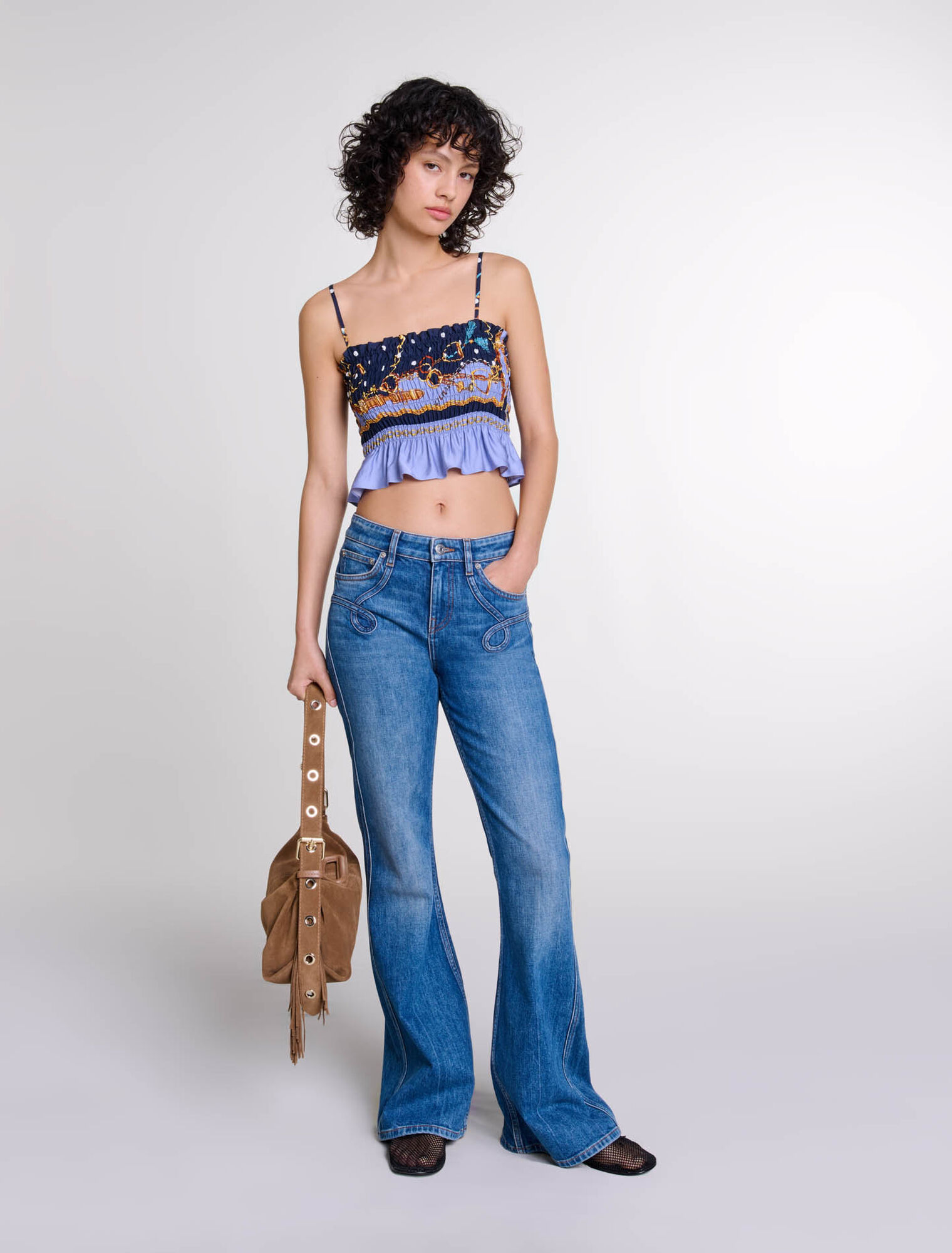 Jean flare à poches brodées