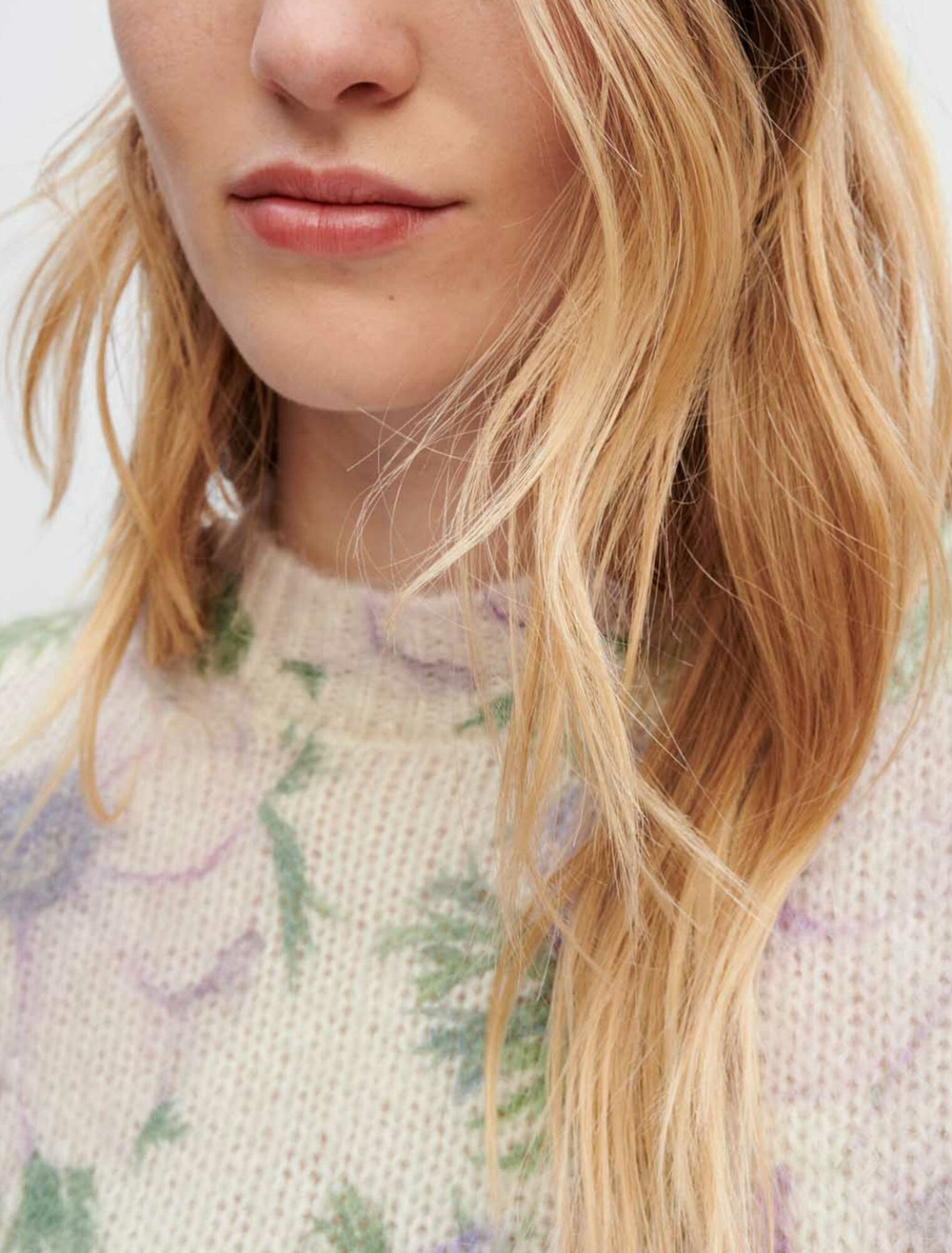 Pull en jacquard Flower fluffy
