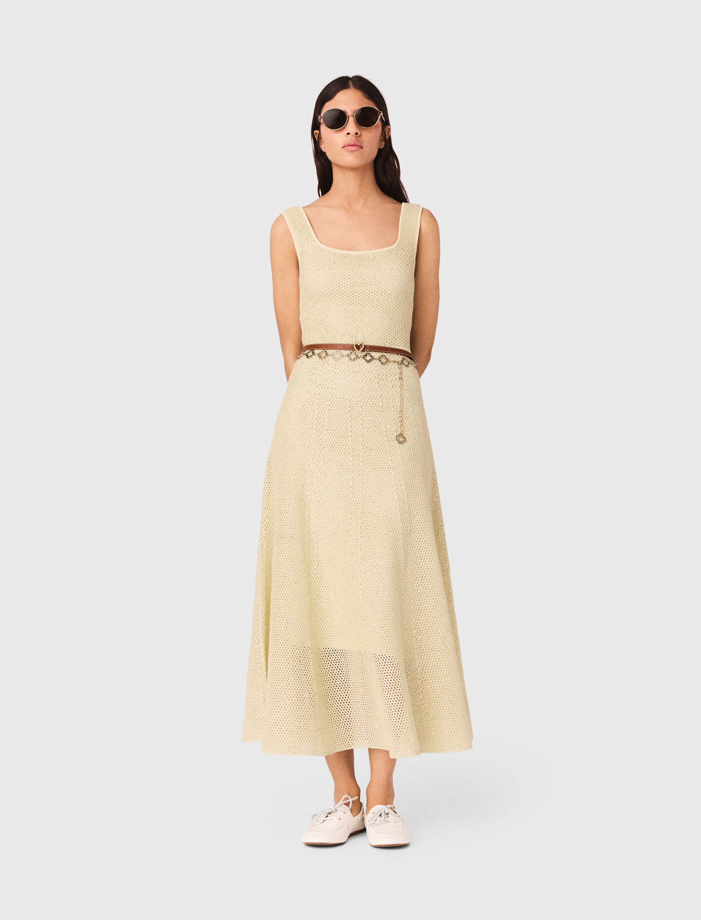 Robe longue en maille strassée
