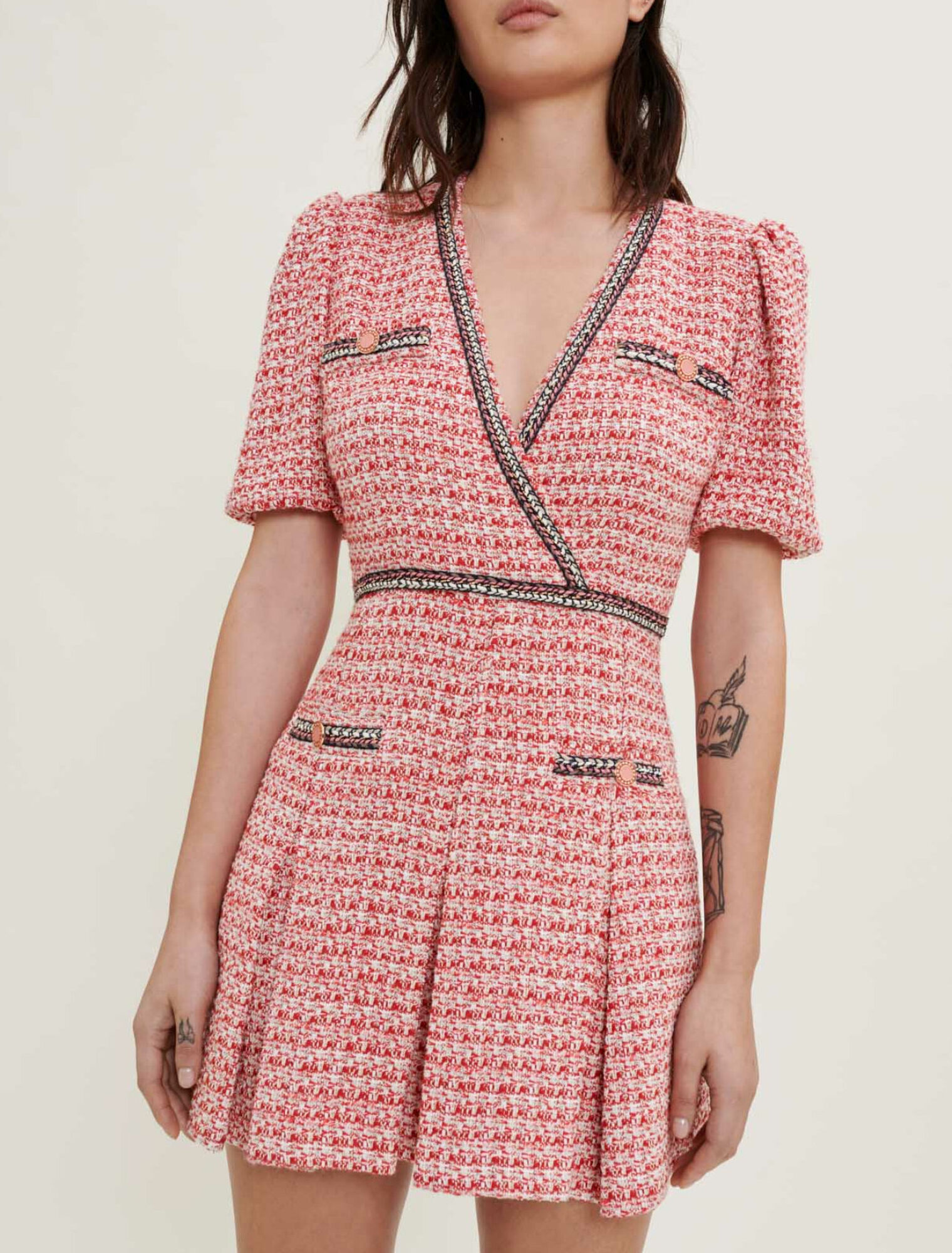Robe en tweed à galons ethniques