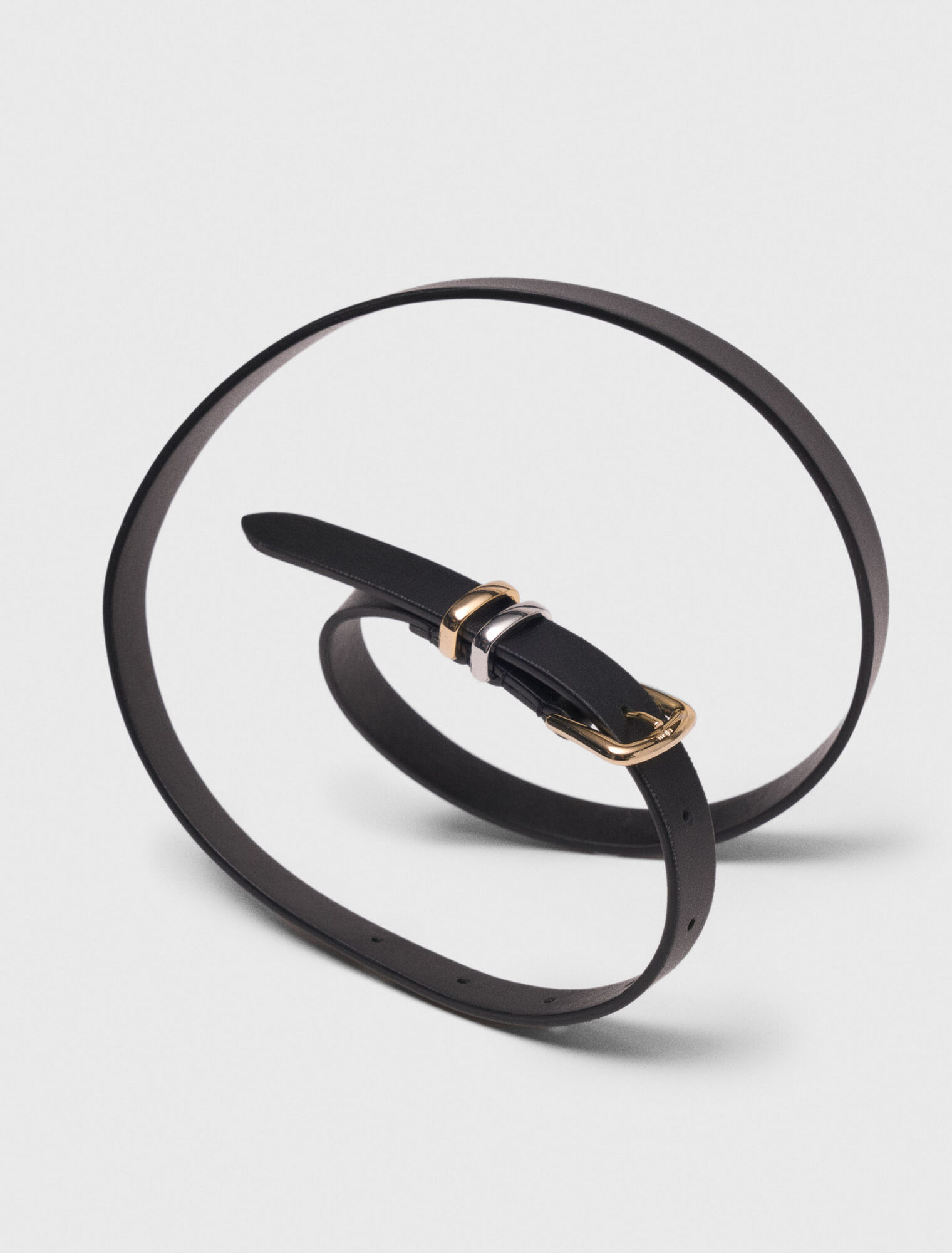Ceinture fine à boucle carrée