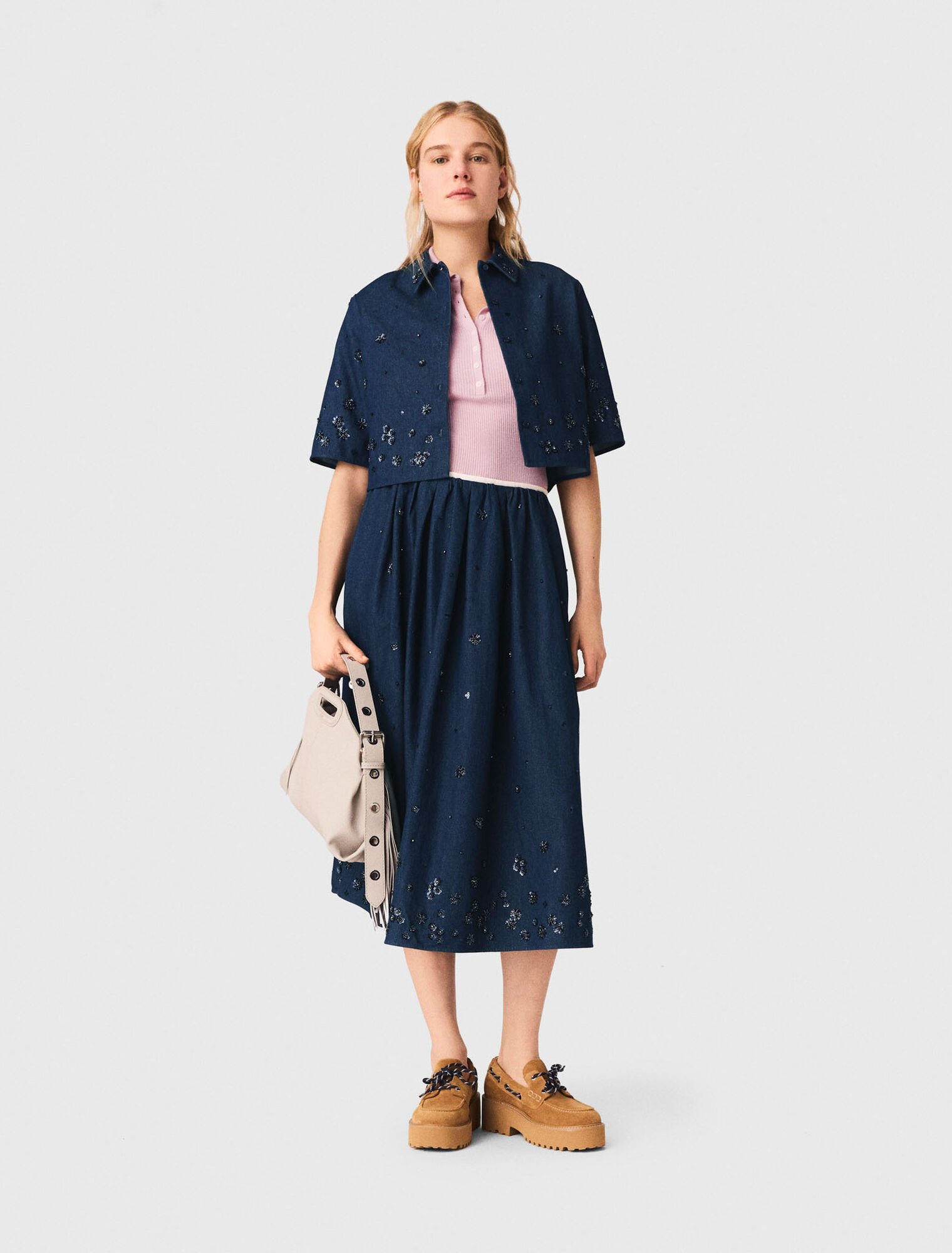 Chemise courte en denim brod&eacute;