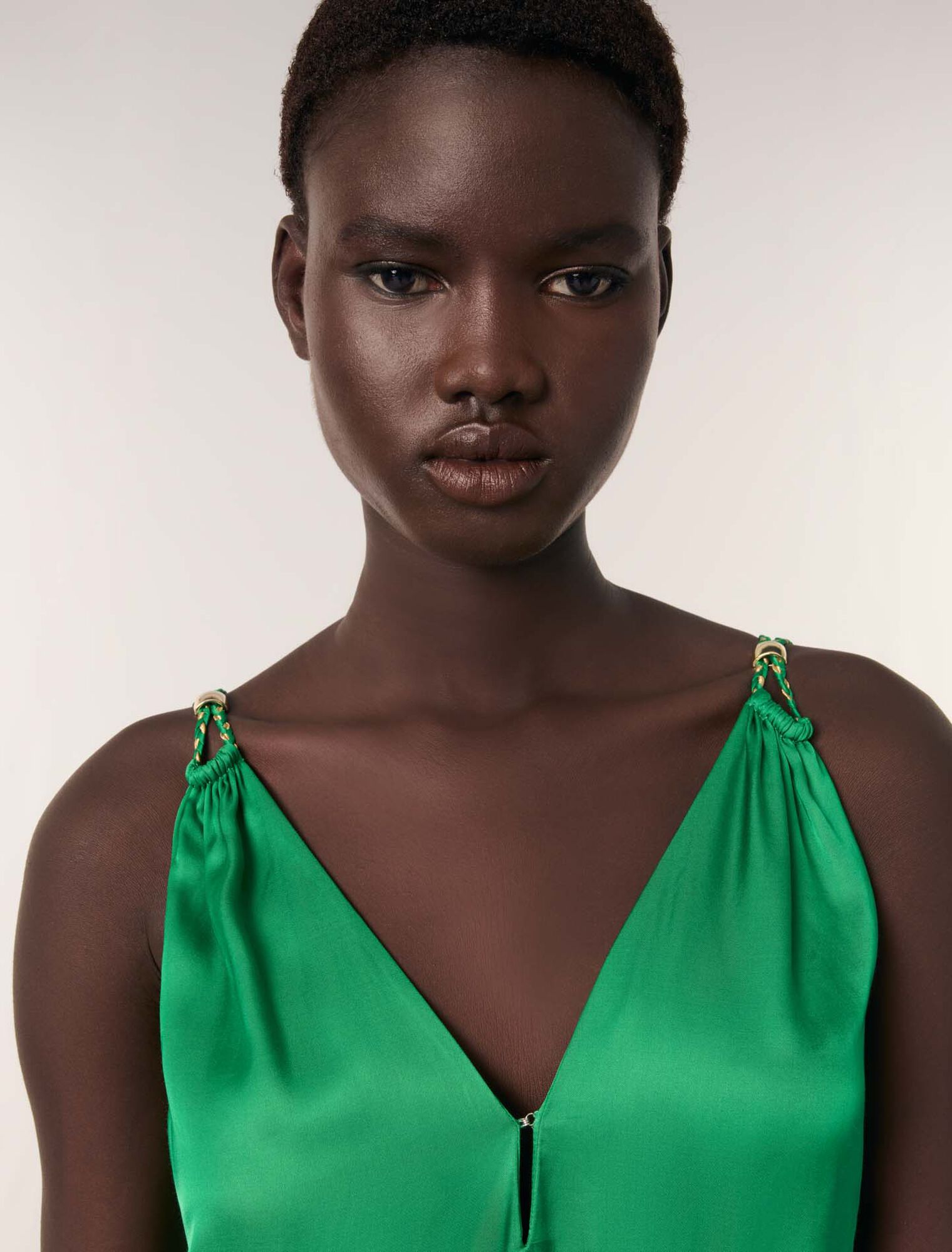 Robe longue satinée