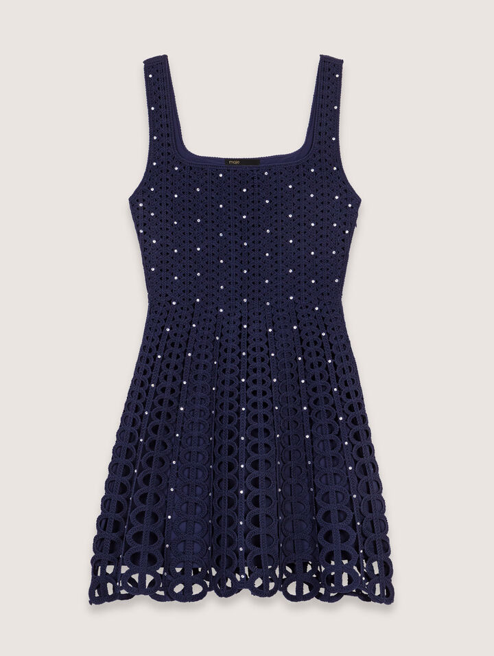 Robe courte en crochet strassée