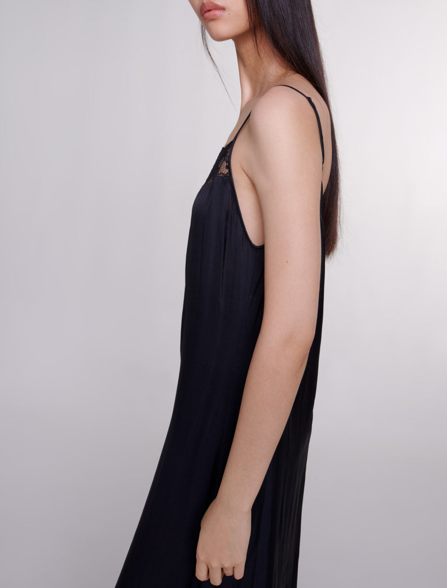 Robe longue satinée