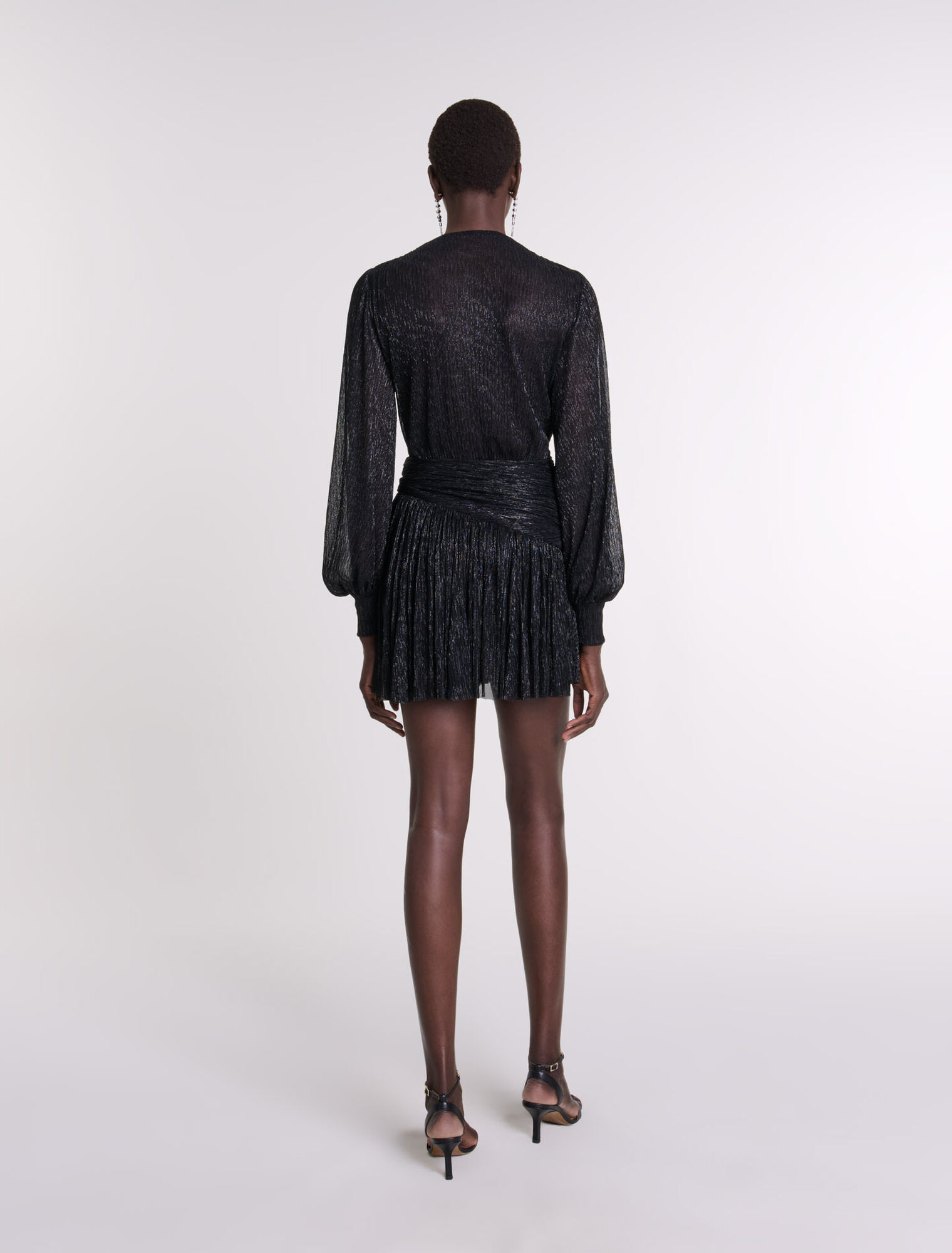 Robe courte lamée