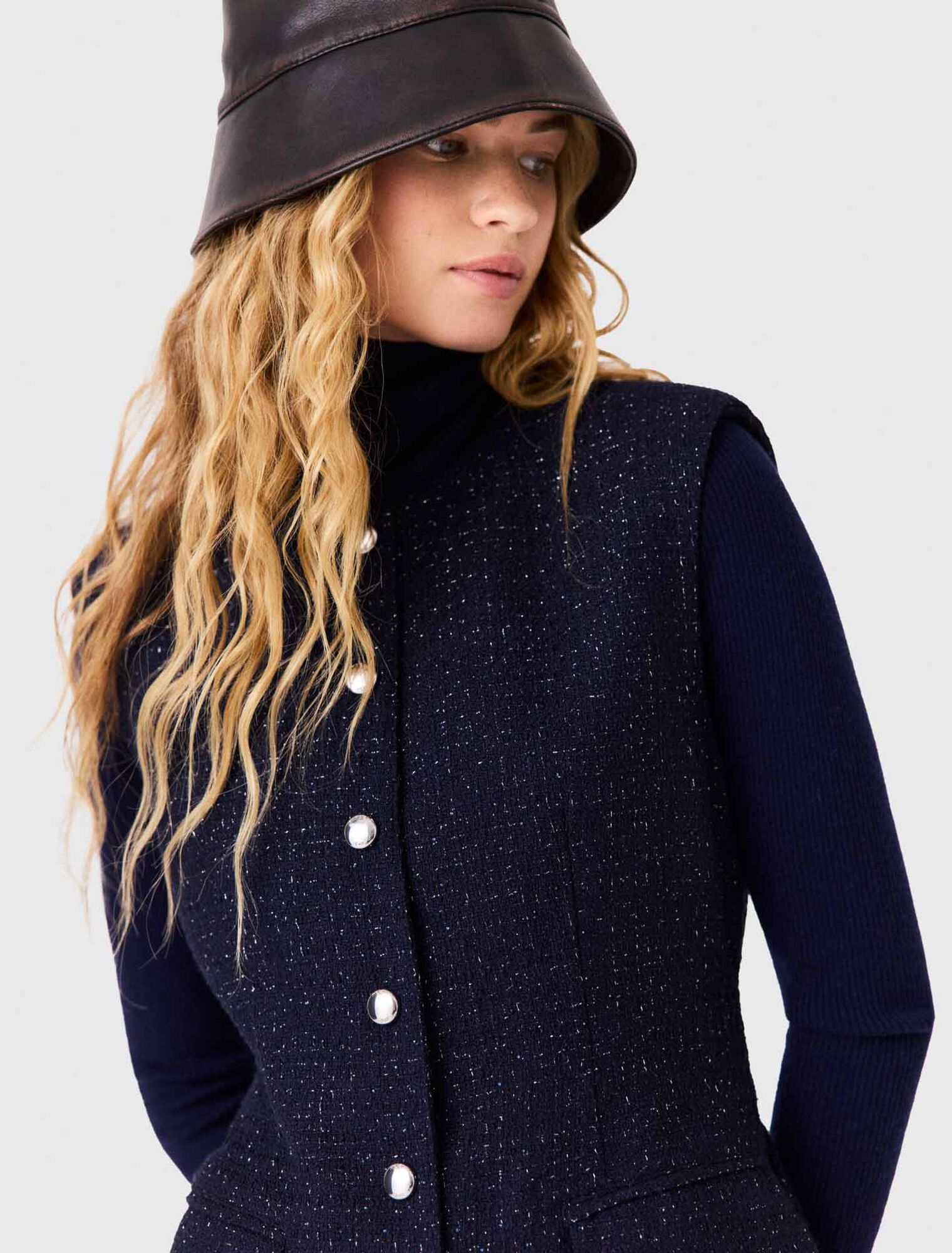 Robe courte en tweed avec fil lurex