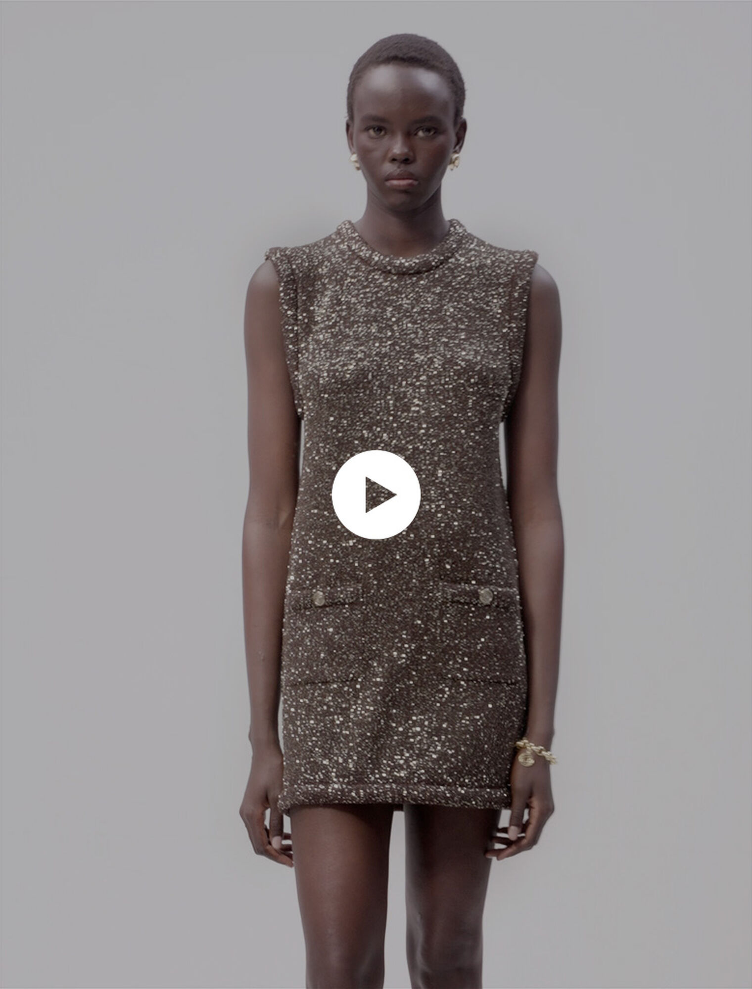 Robe courte à sequins