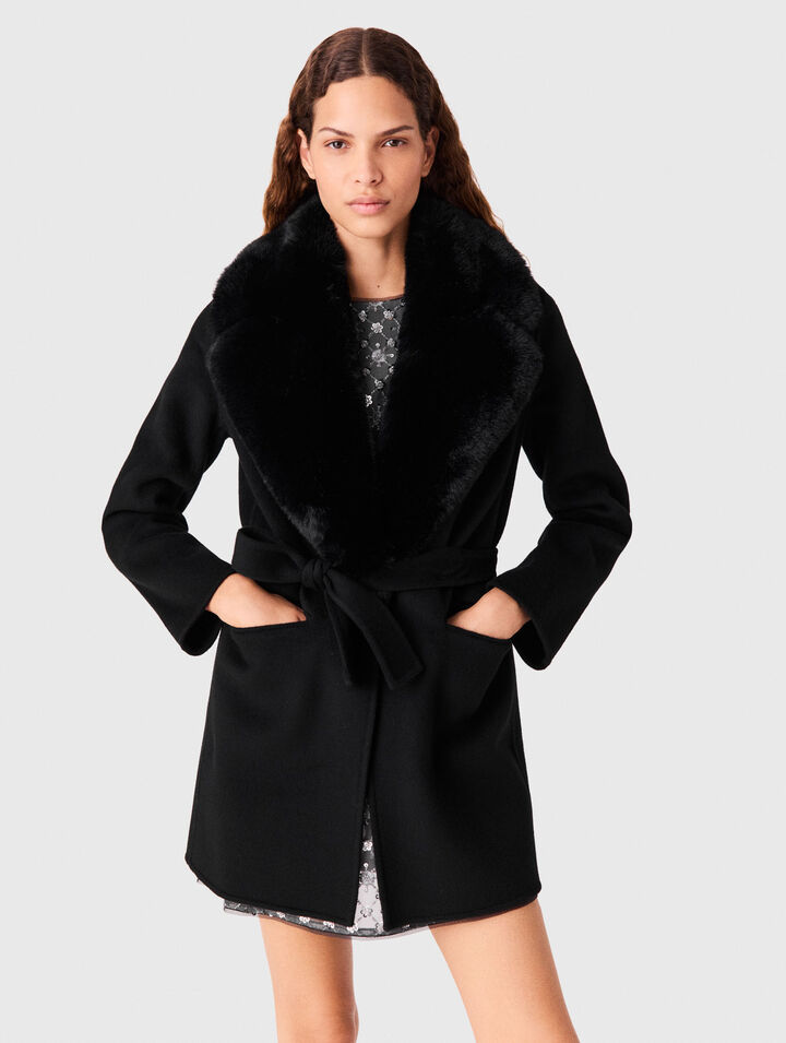 Manteau long et col fausse fourrure