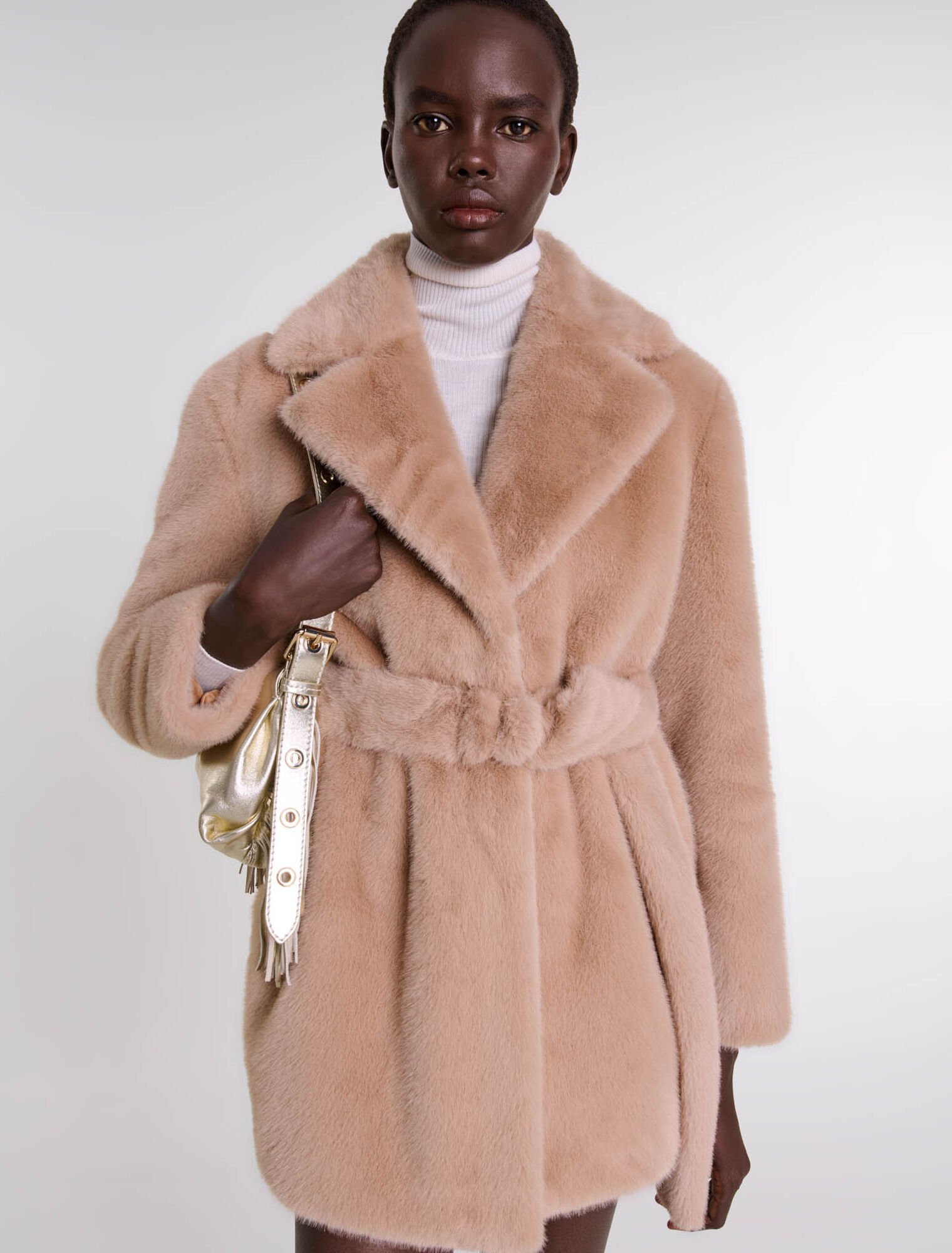 Manteau en fausse fourrure