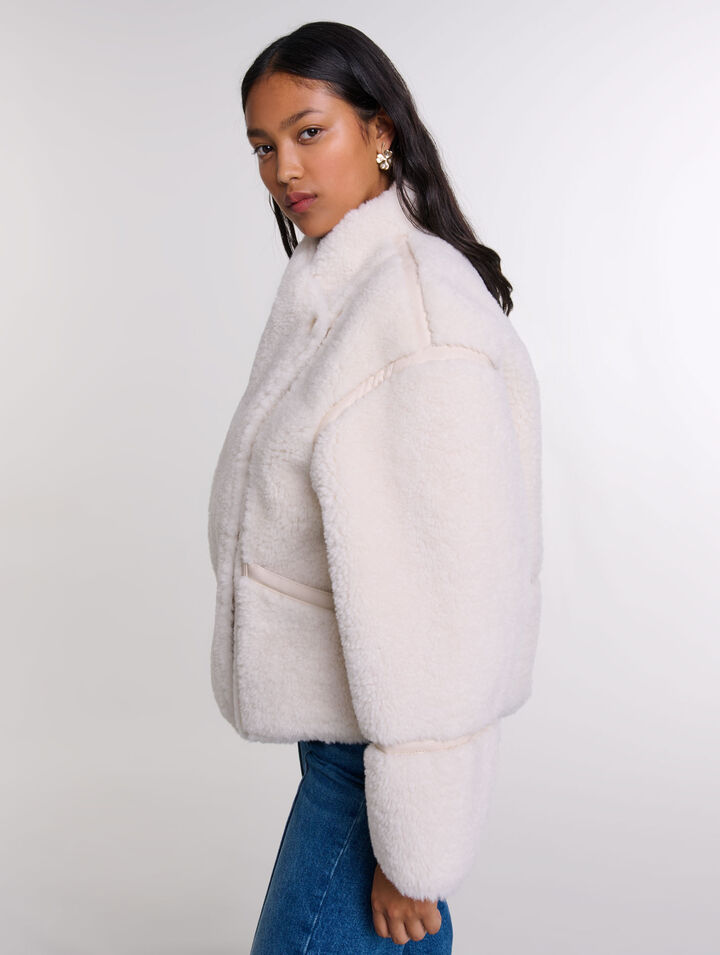 Manteau court en fausse fourrure