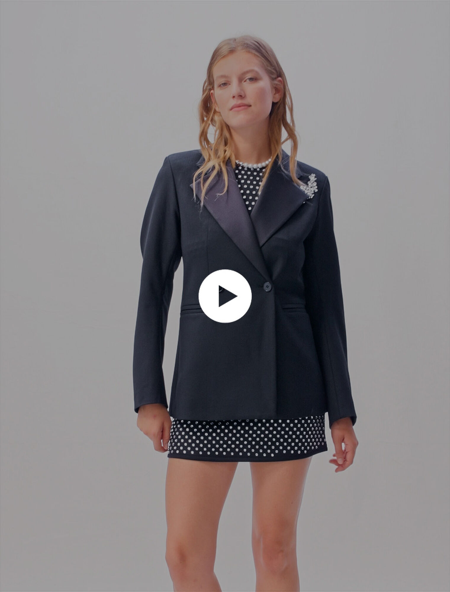 Veste de costume à broche