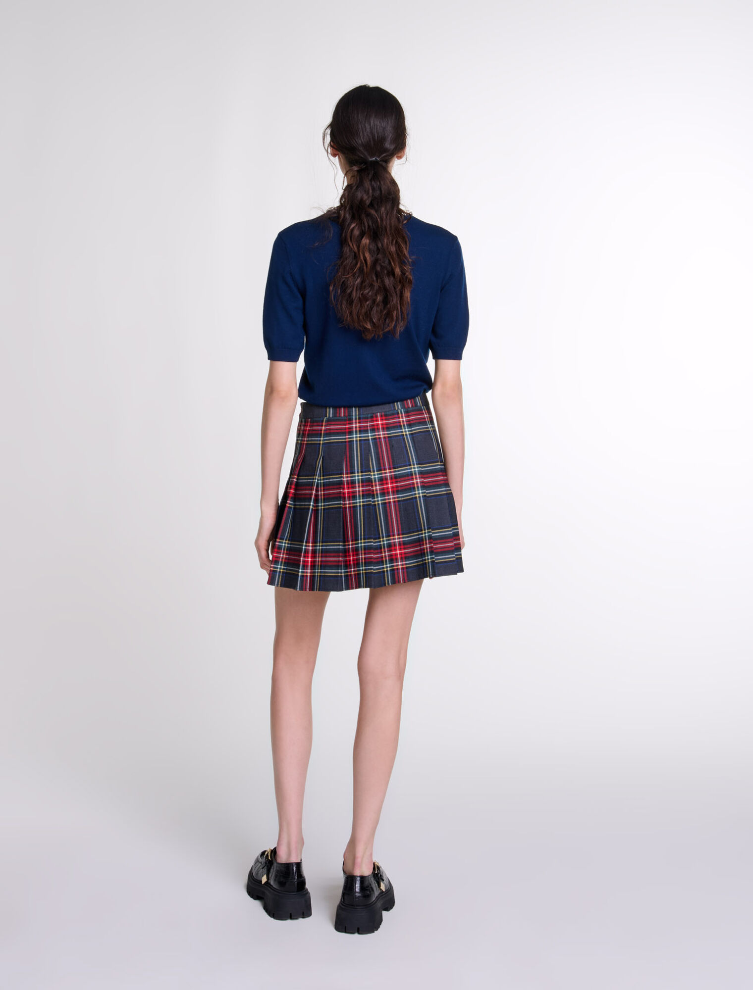 Pull court en maille avec strass