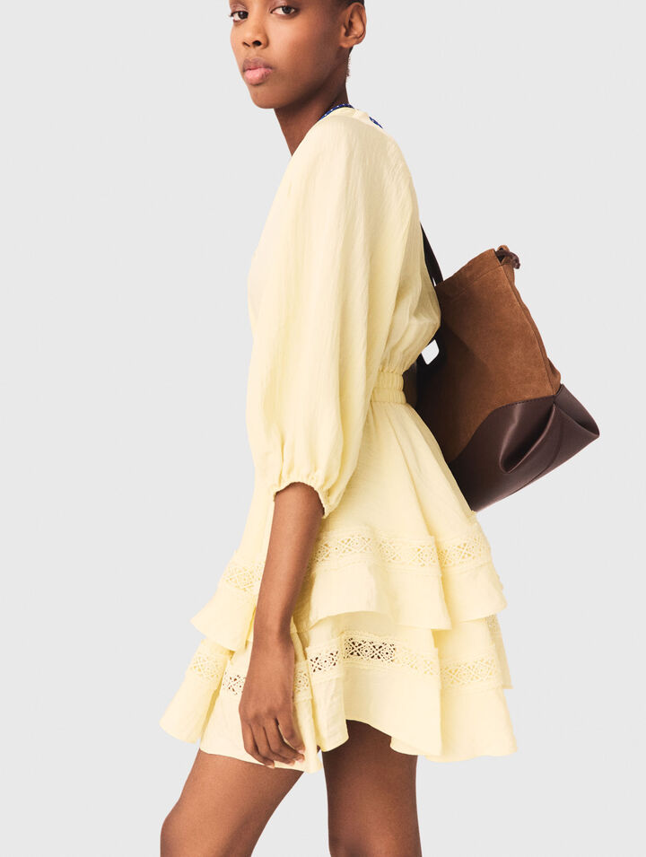 Robe courte &agrave; volants