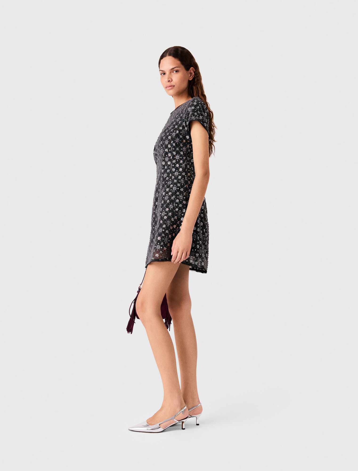 Robe courte strass&eacute;e