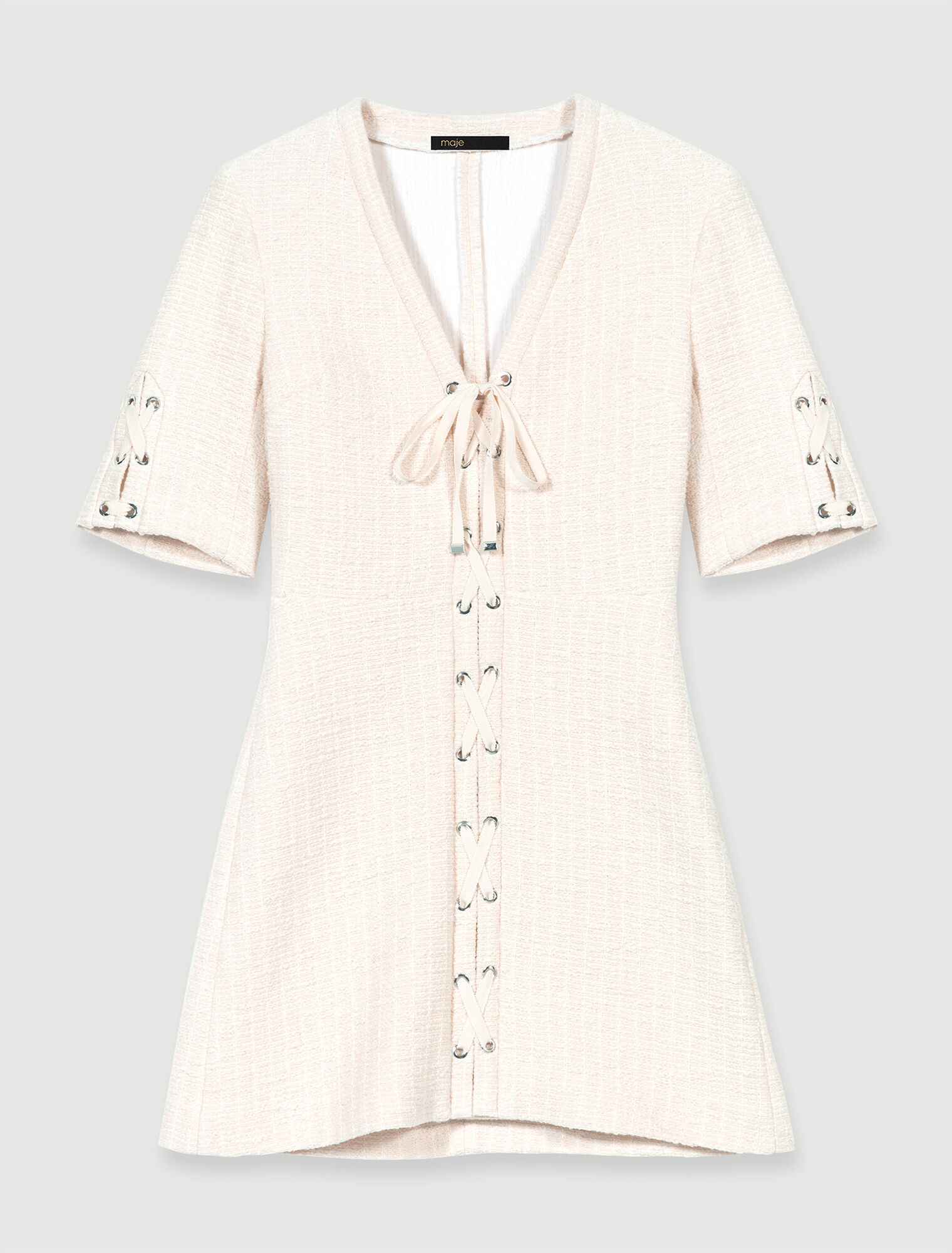 Robe courte en tweed