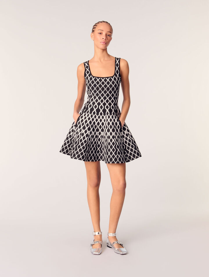Robe courte en maille à motif