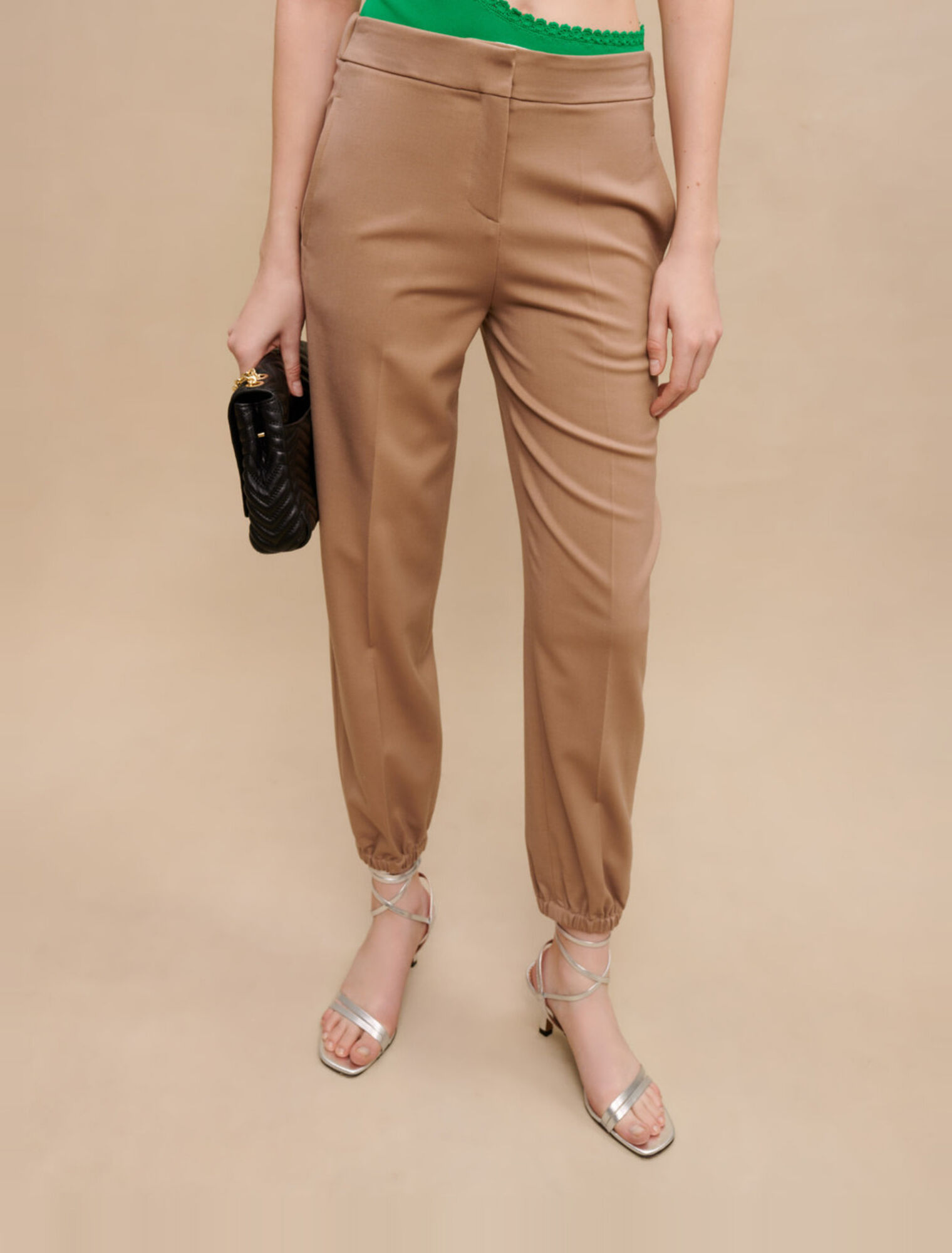 Pantalon resserré aux chevilles