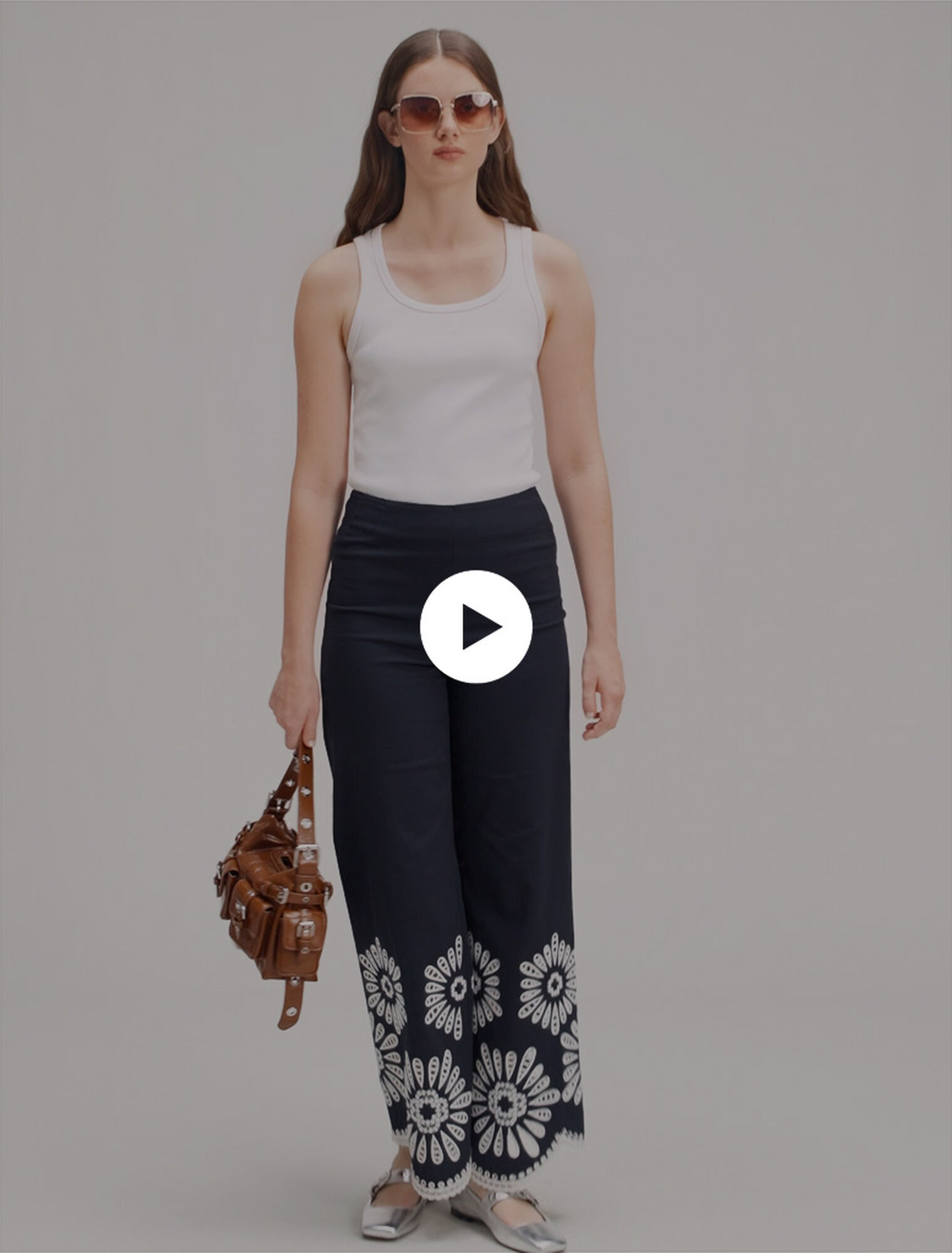 Pantalon avec détails crochet