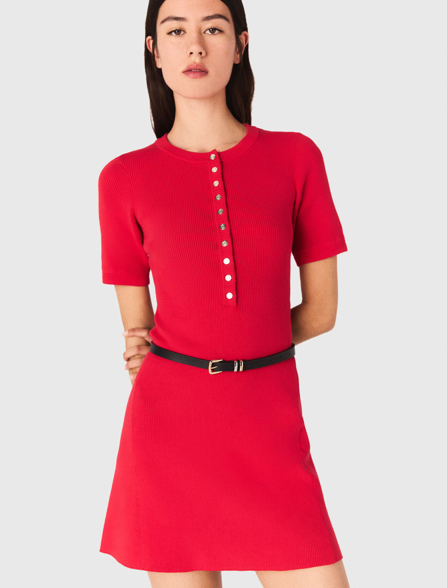 Robe courte en maille cotelée