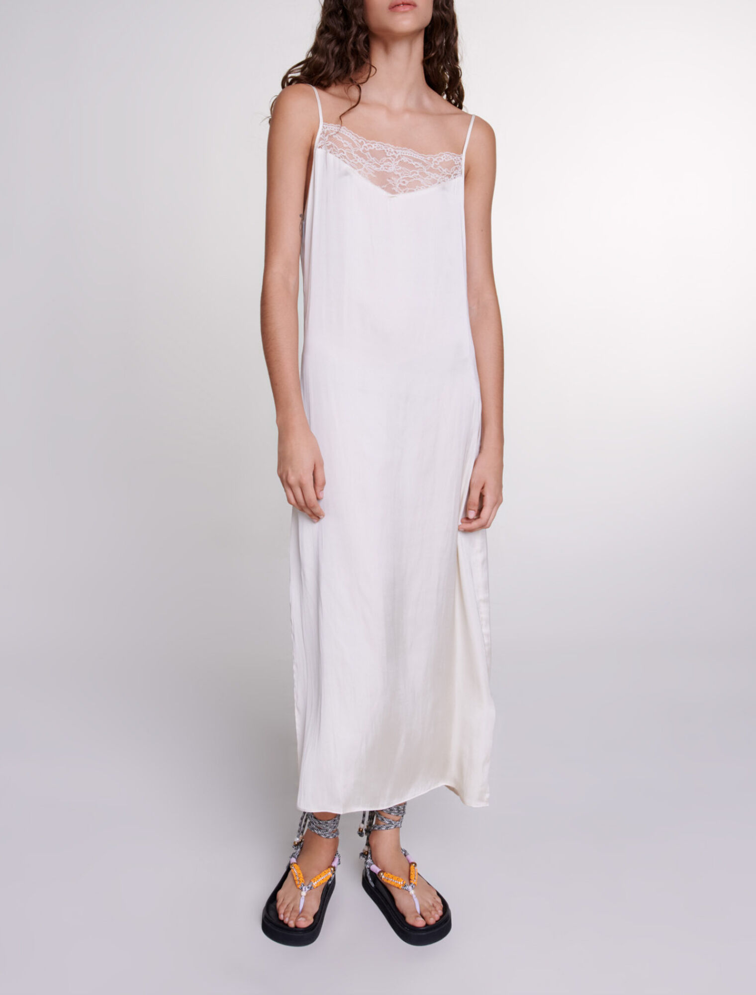 Robe longue satinée
