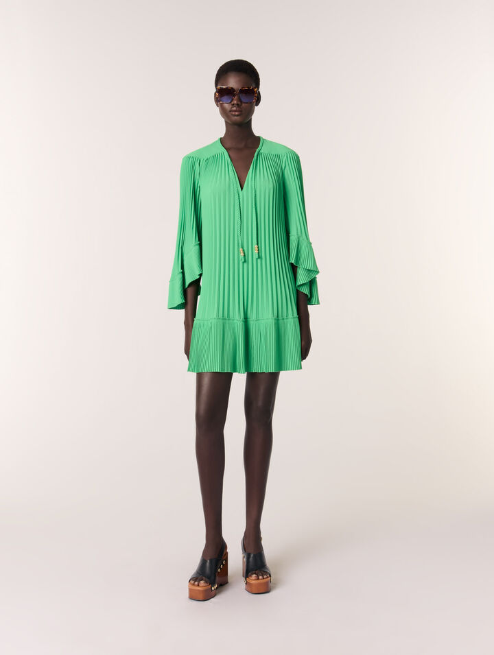 Robe courte plissée