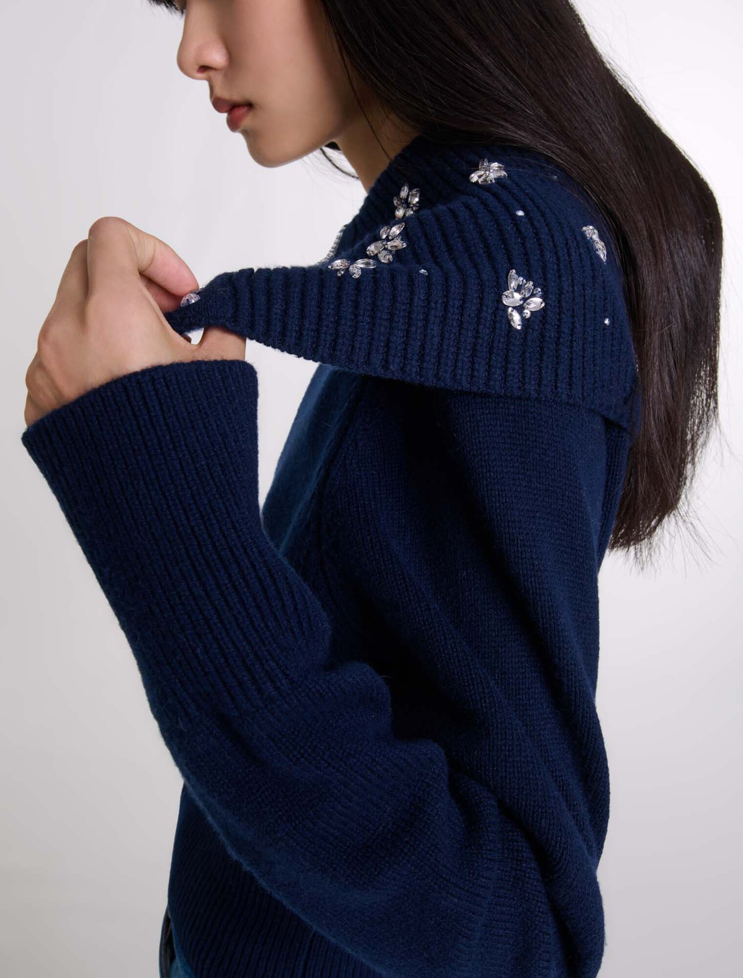 Cardigan col bijoux