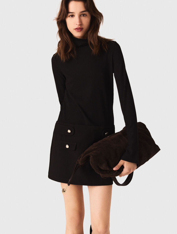 Robe courte avec col montant