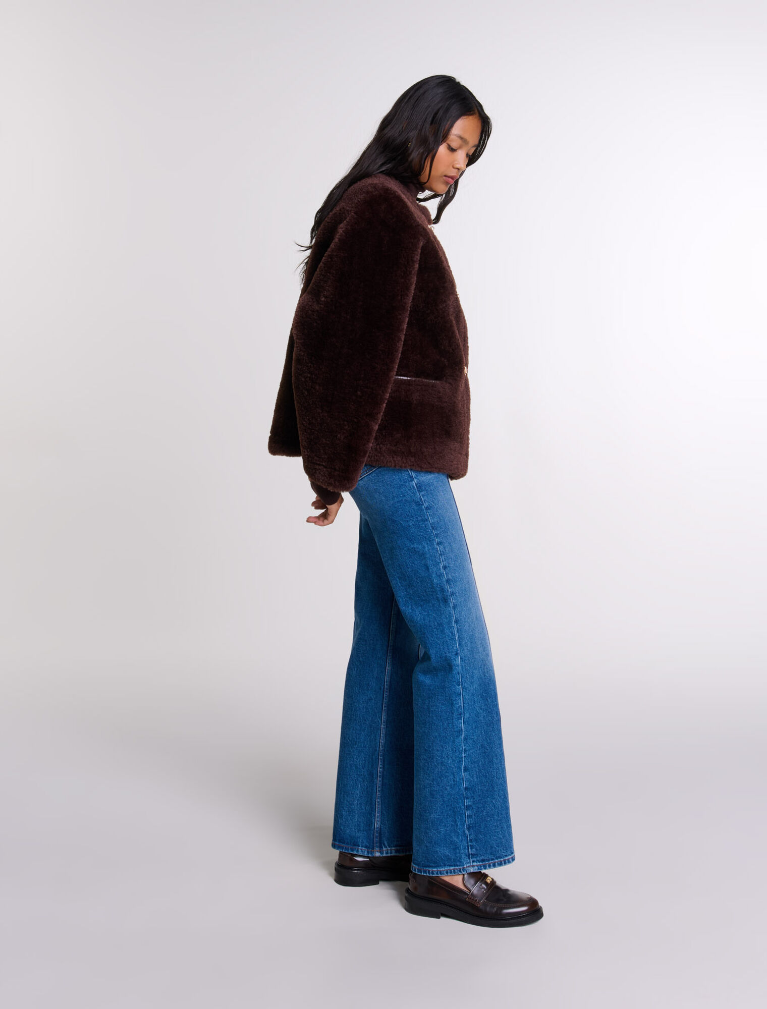 Manteau court en fausse fourrure