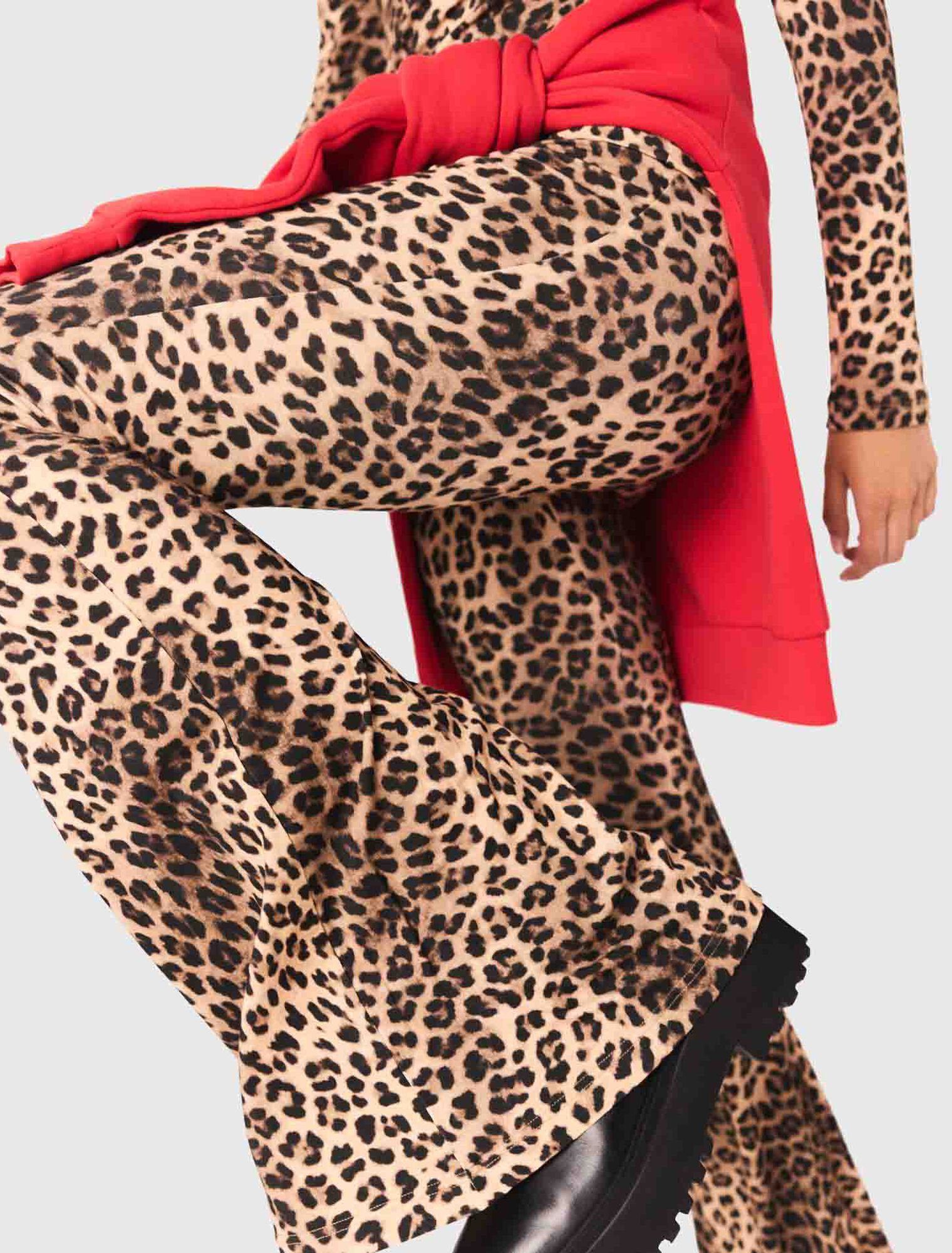 Legging évasé en imprimé léopard