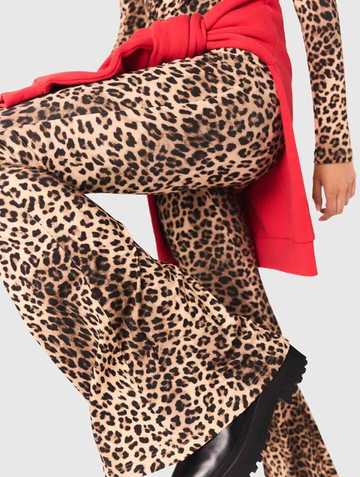 Legging évasé en imprimé léopard