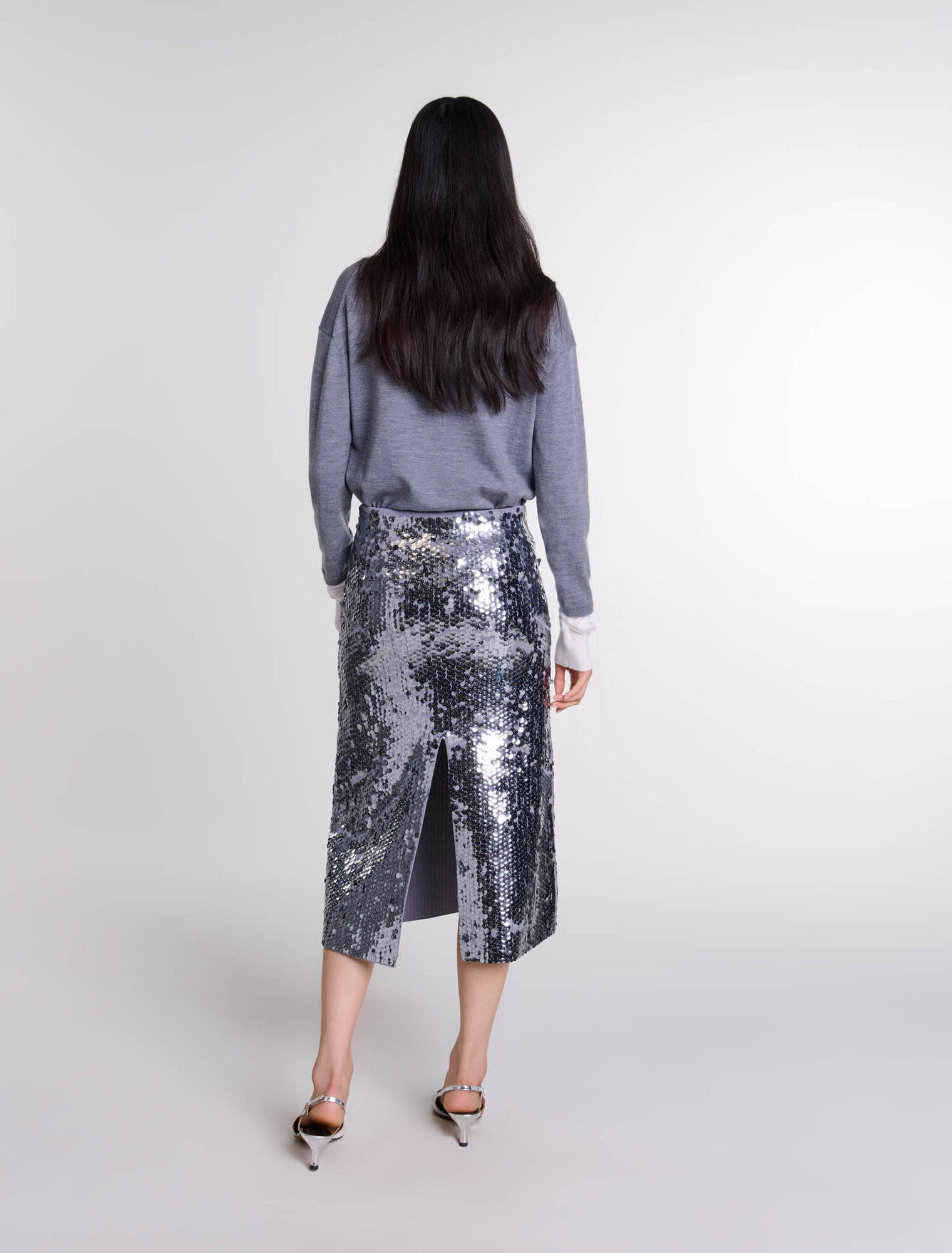 Jupe en maille ornée de sequins