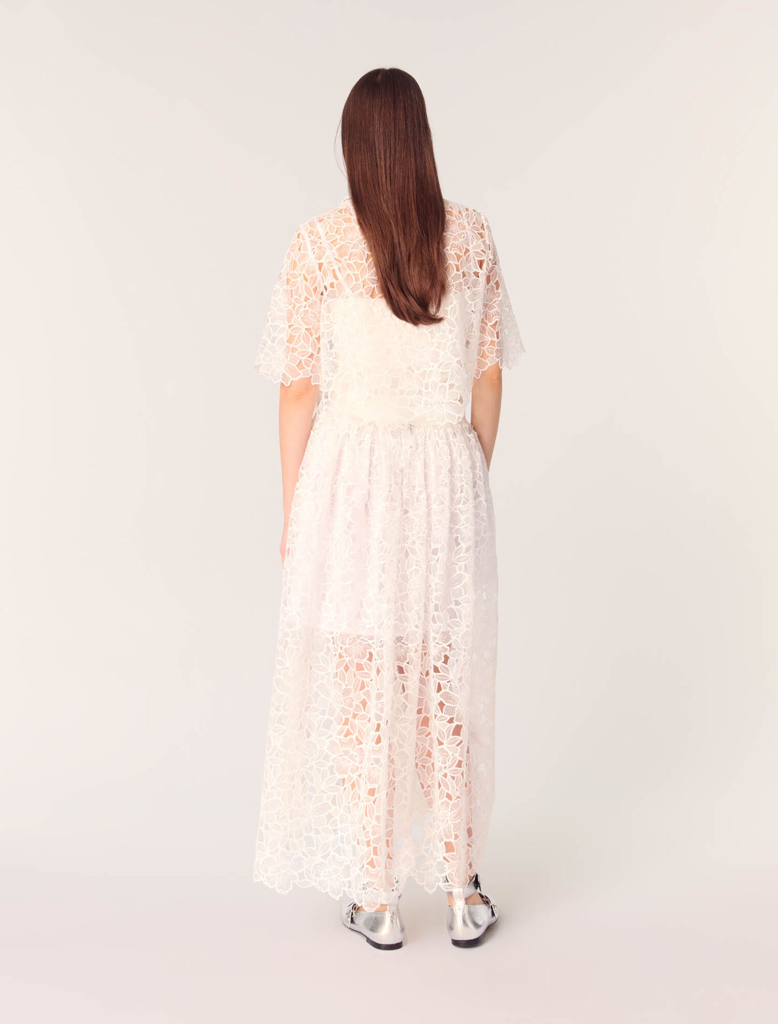Chemise courte en guipure à fleurs