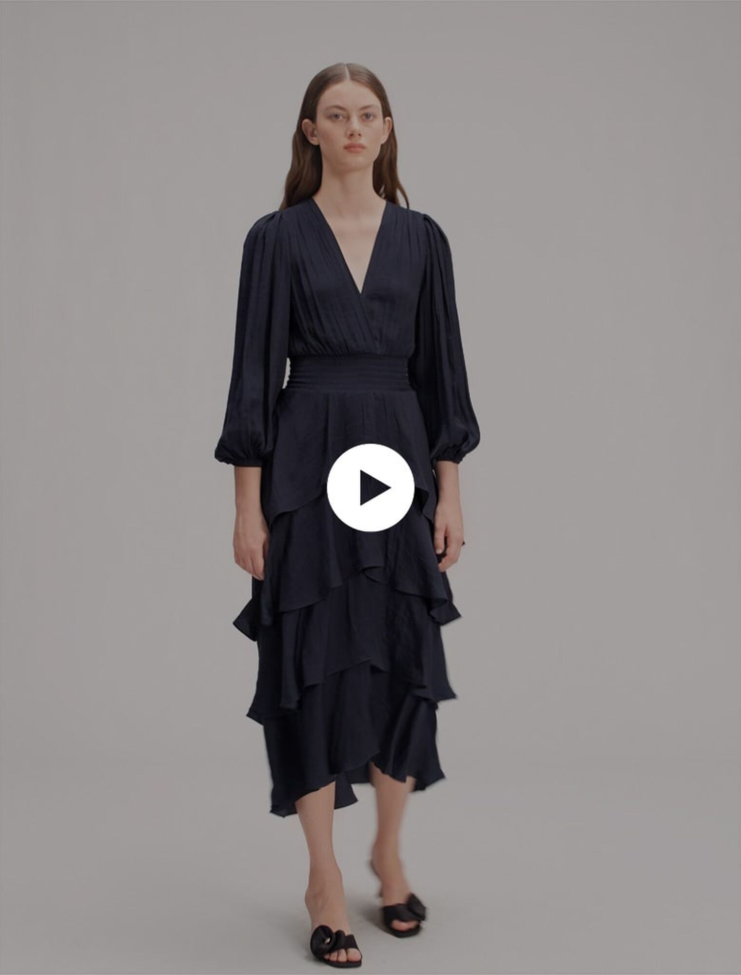 Robe longue à volants