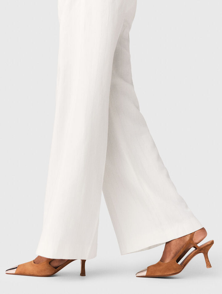 Escarpins su&egrave;de &agrave; bout m&eacute;tallique