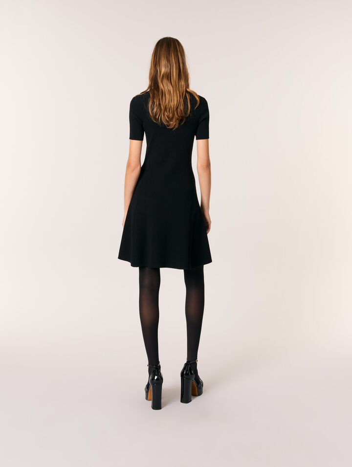 Robe courte en maille côtelée