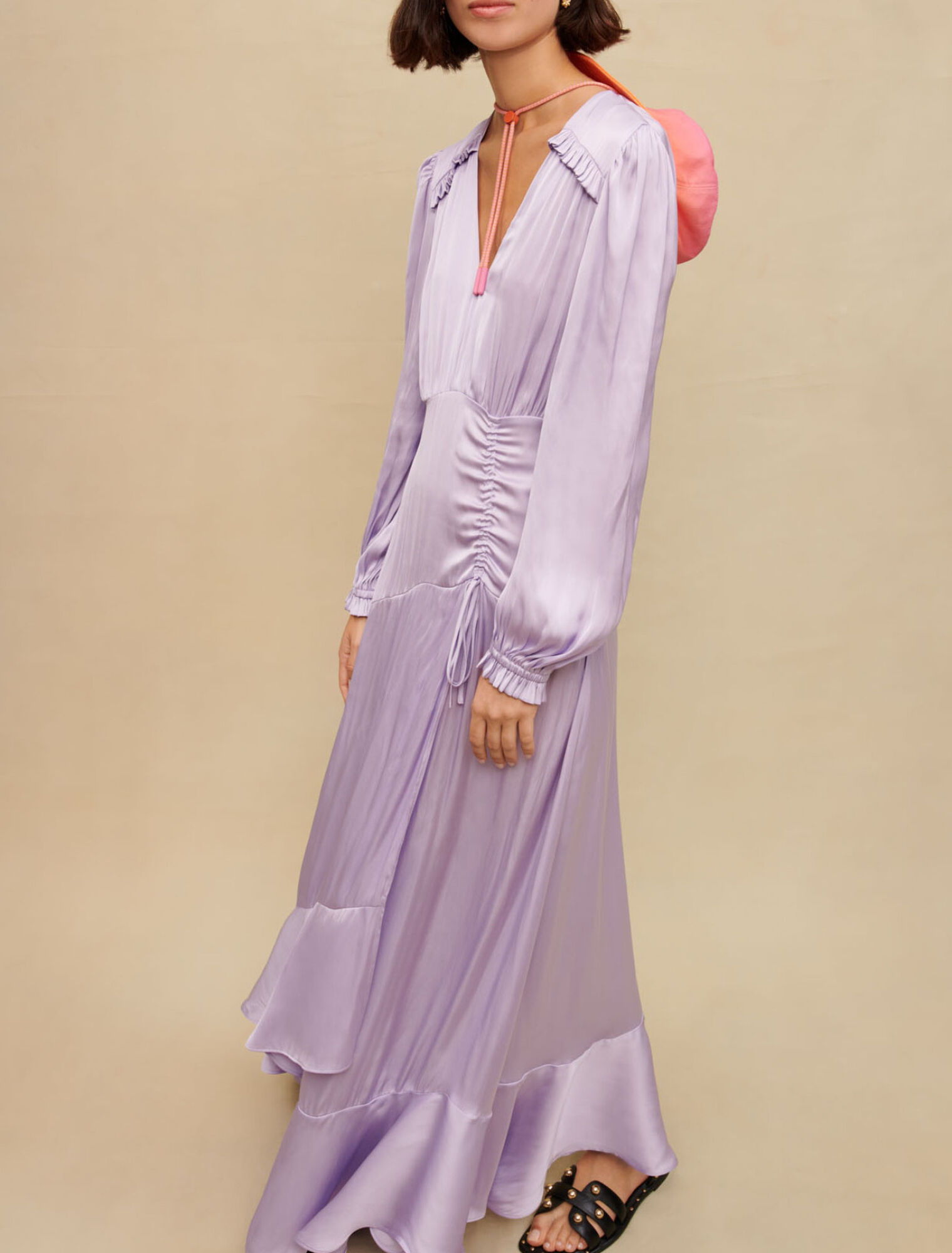 Robe longue fluide satinée