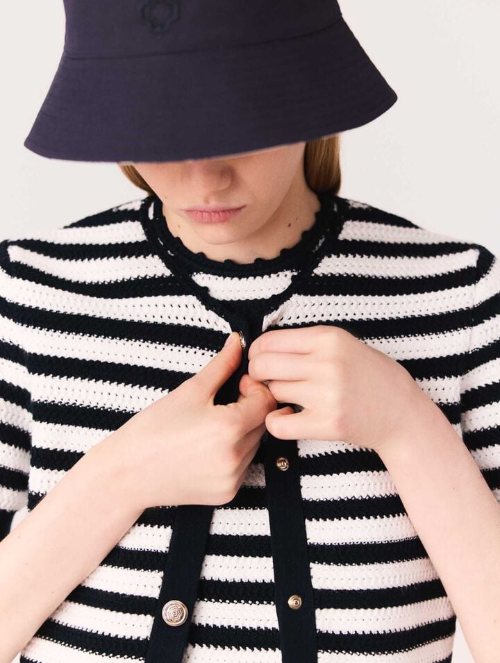 Cardigan court en crochet