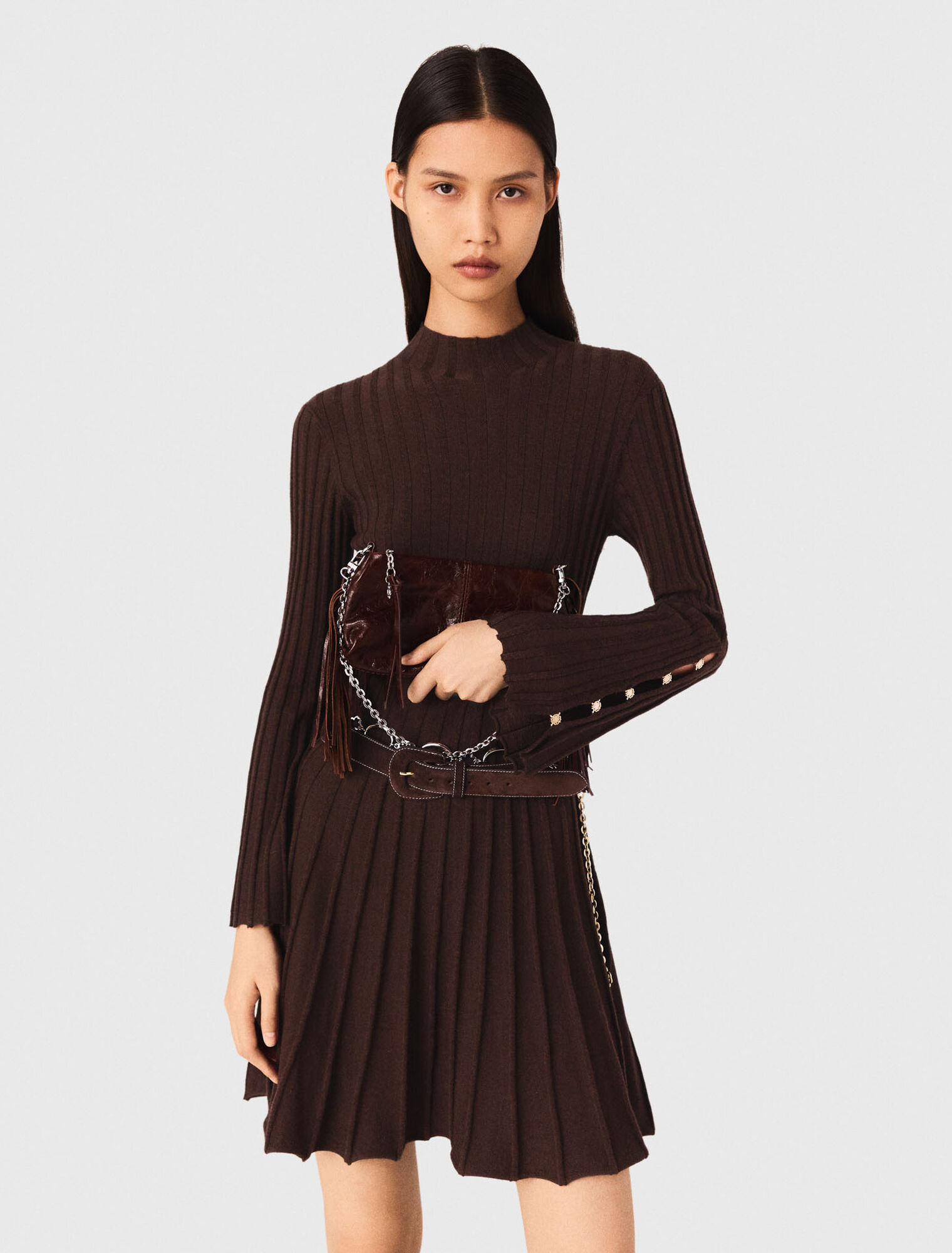 Robe courte patineuse à col montant
