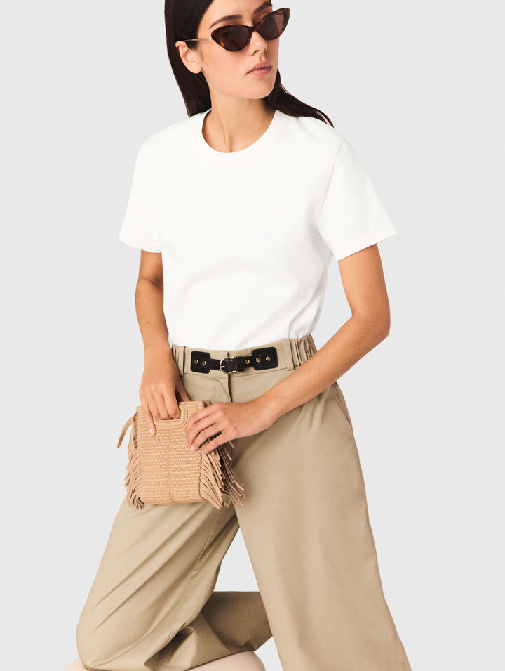 Tee shirt avec petit logo brod&eacute;