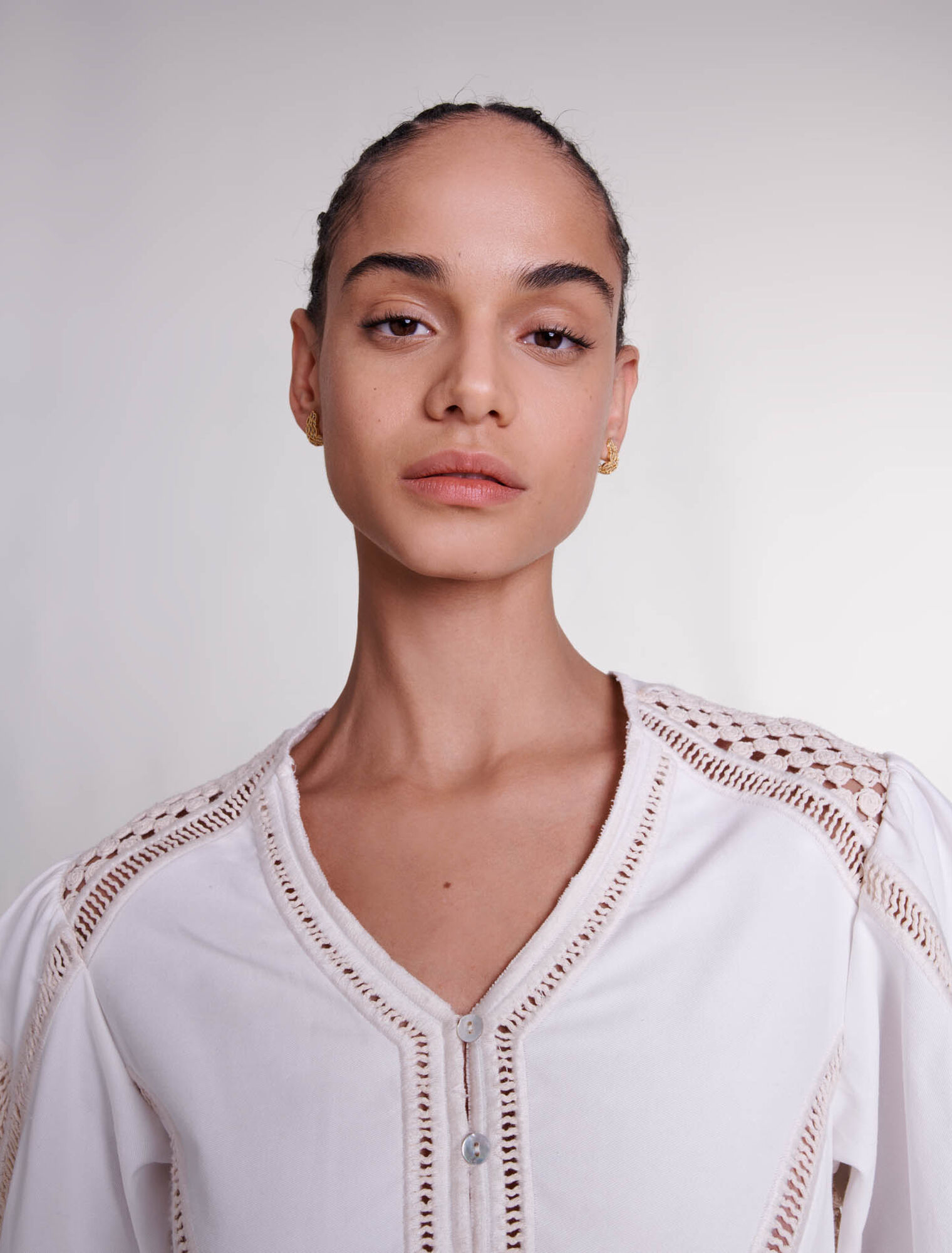 Robe courte volumineuse