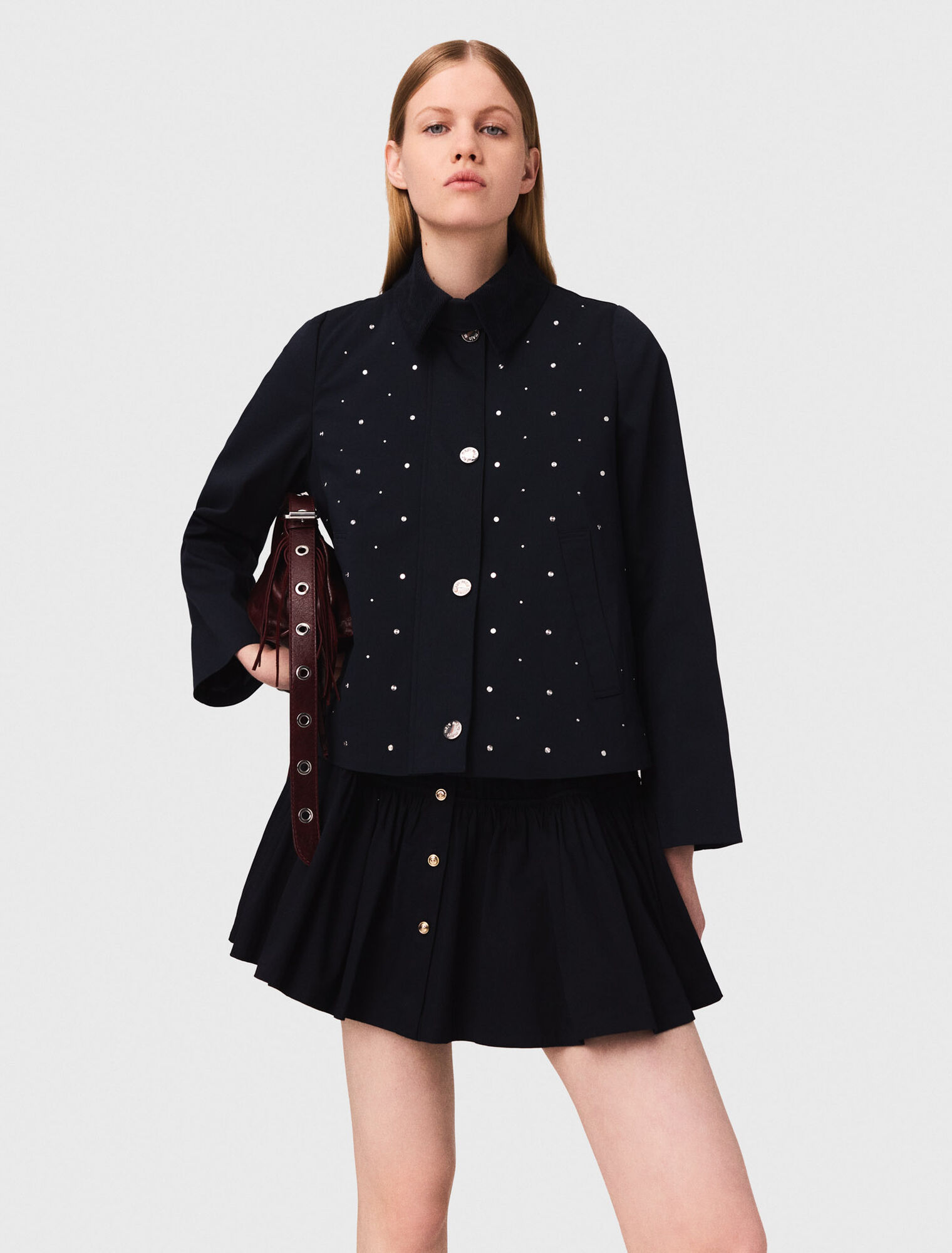 Veste courte col velours et clous