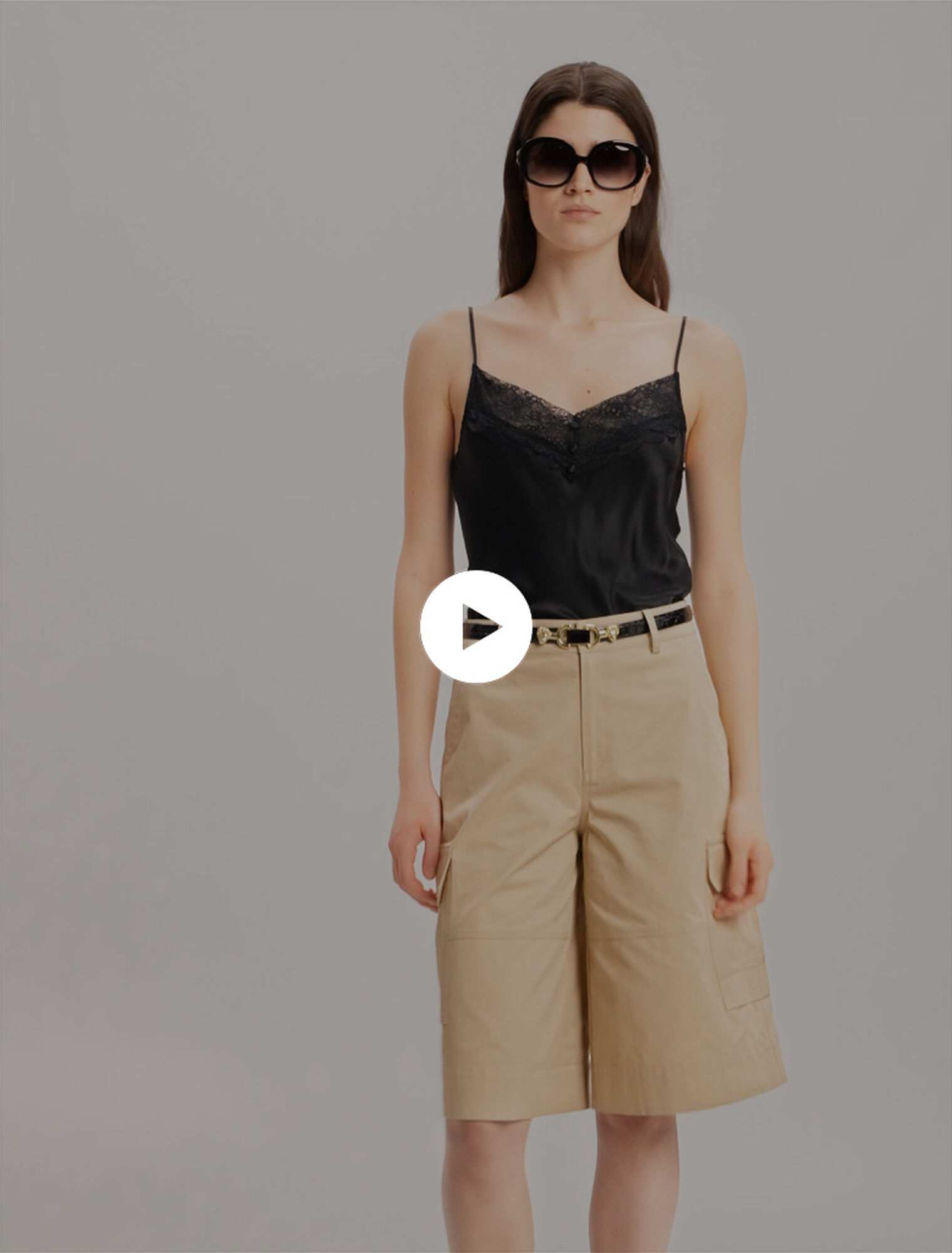Top en satin de soie et dentelles