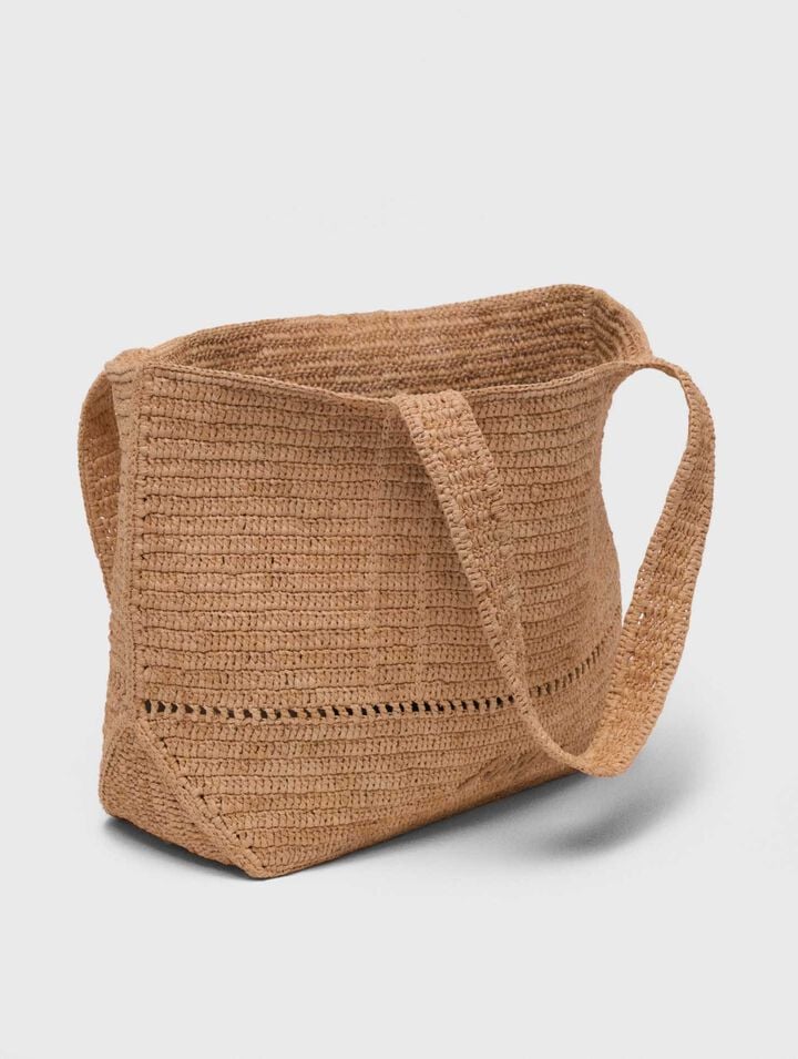 Cabas crocheté en raphia