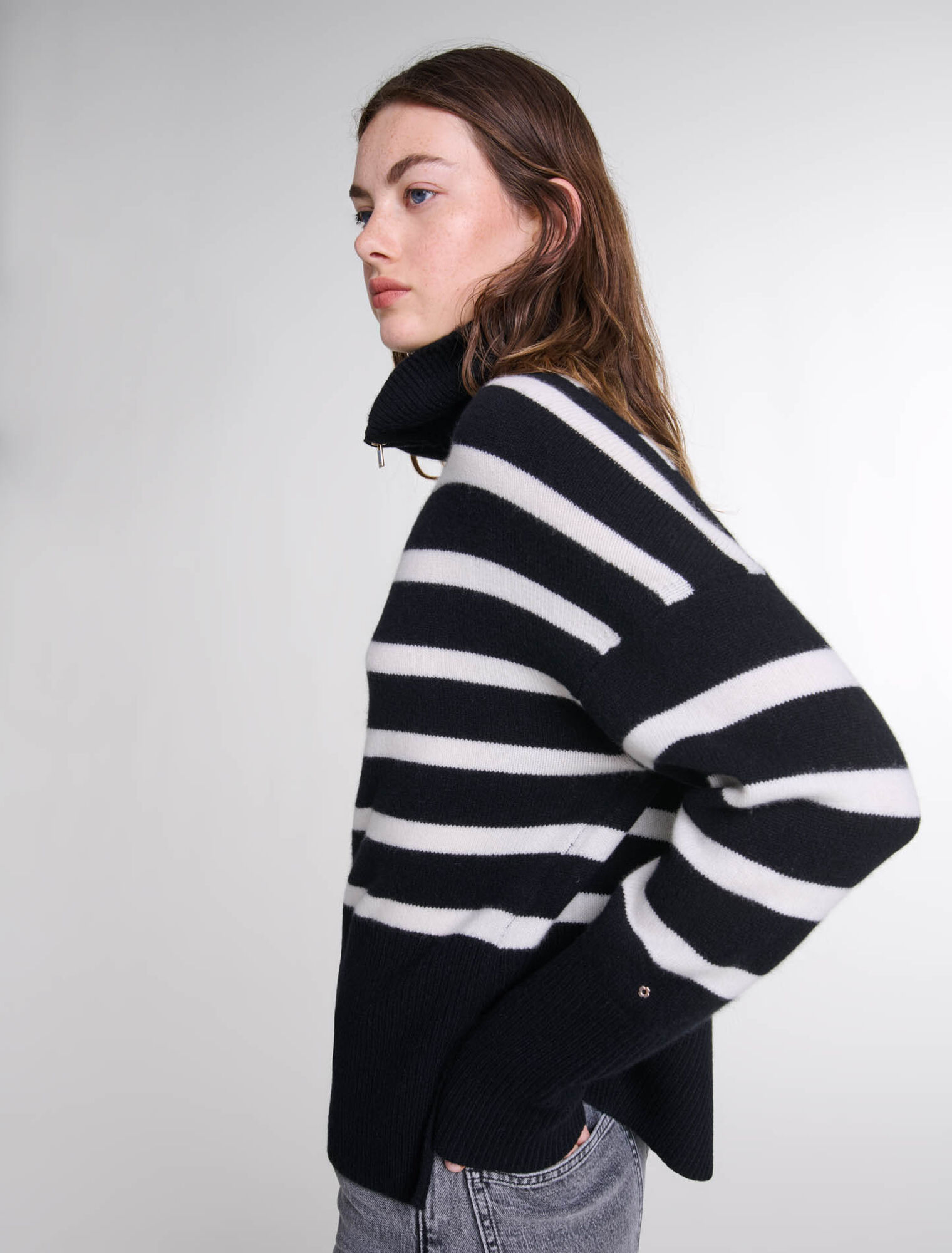 Pull à col montant imprimé rayures