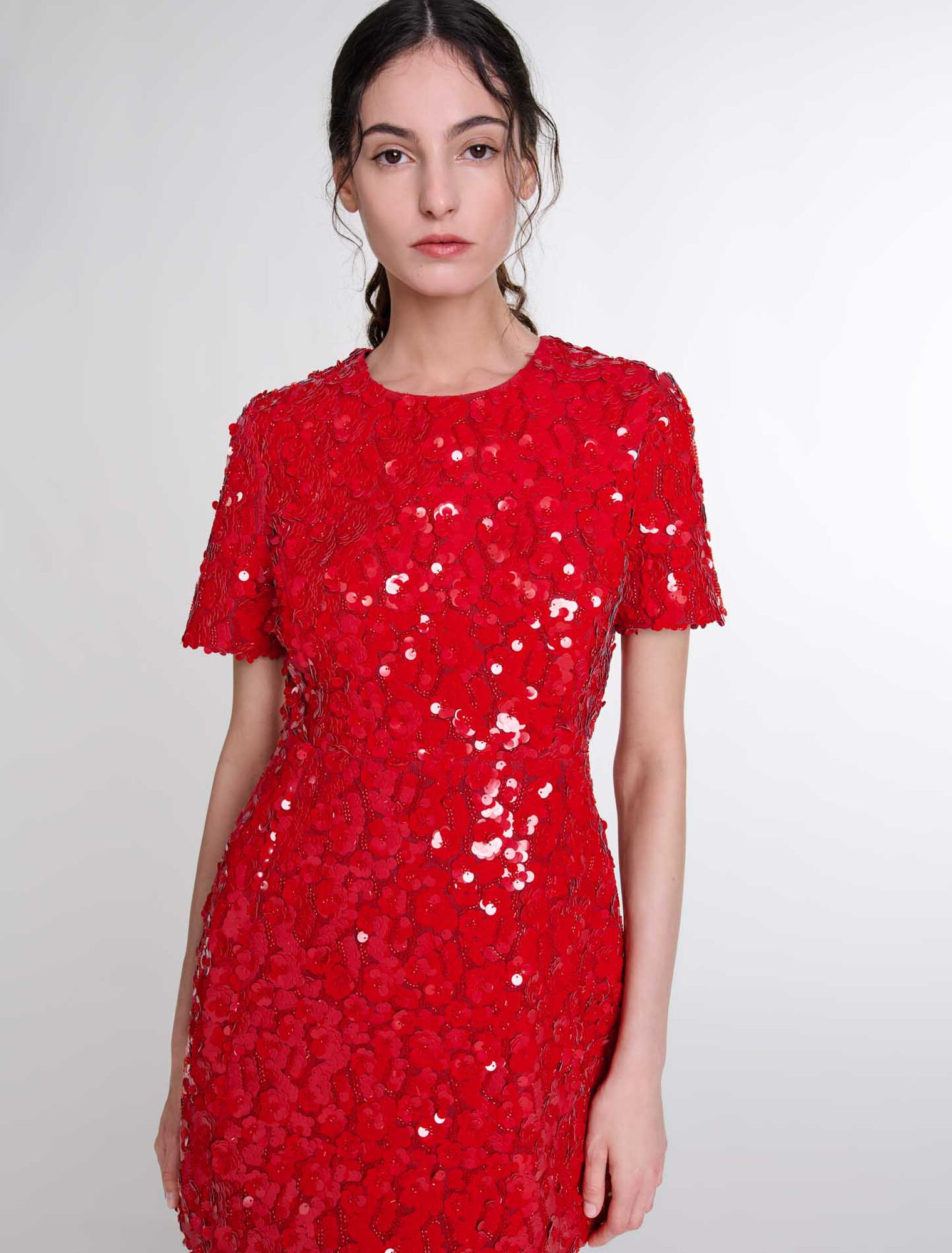 Robe courte à sequins fleurs