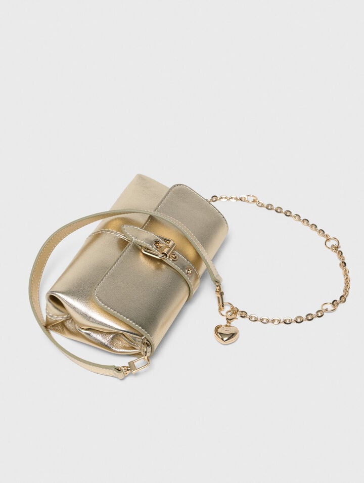 Miss M walk m&eacute;talis&eacute;