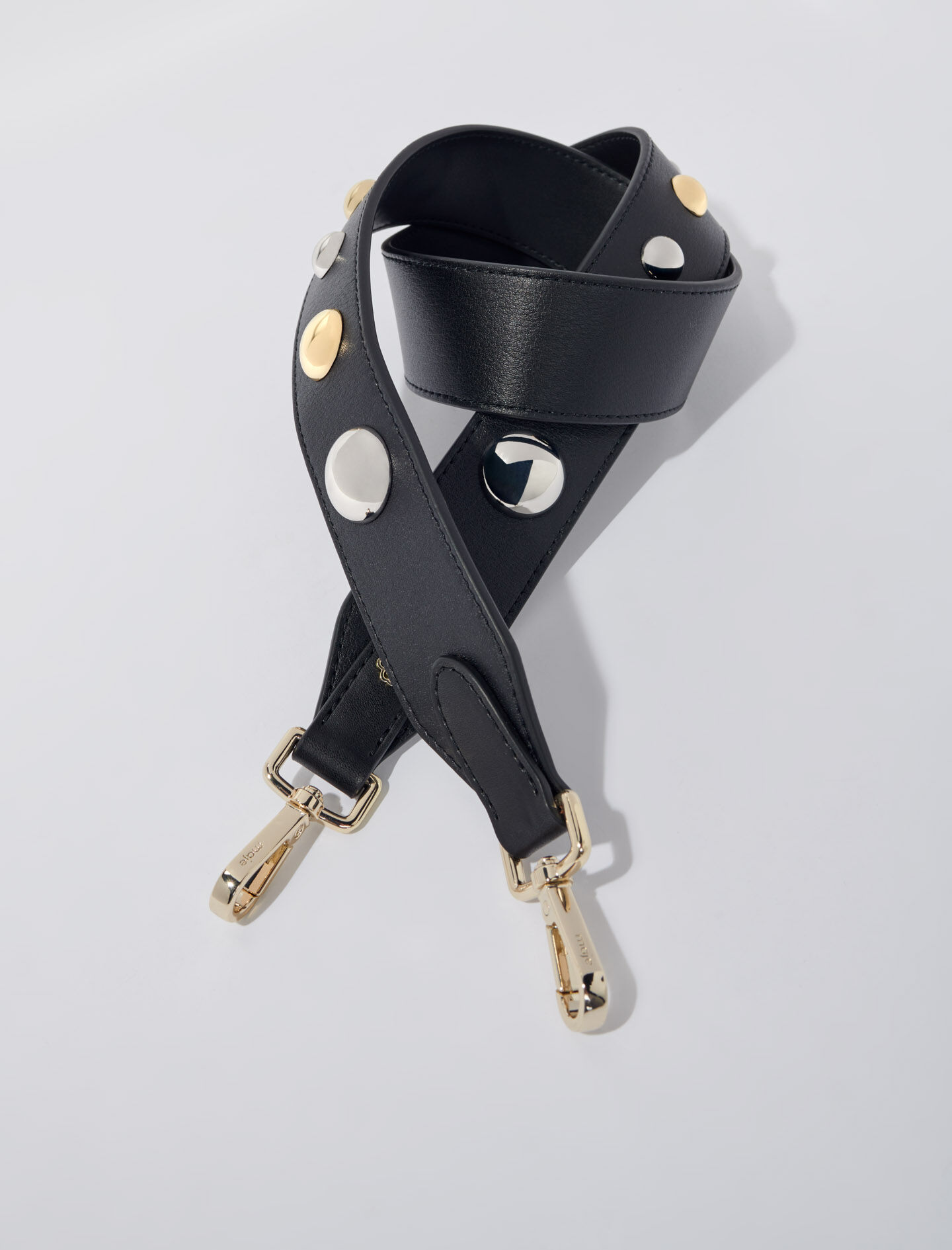 Bandouliere en cuir a studs Maje