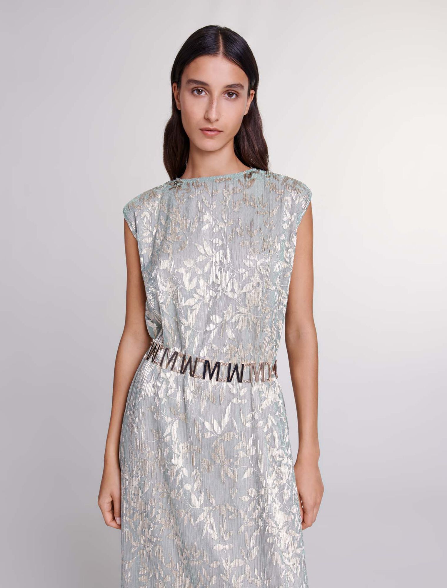 Robe longue à cape